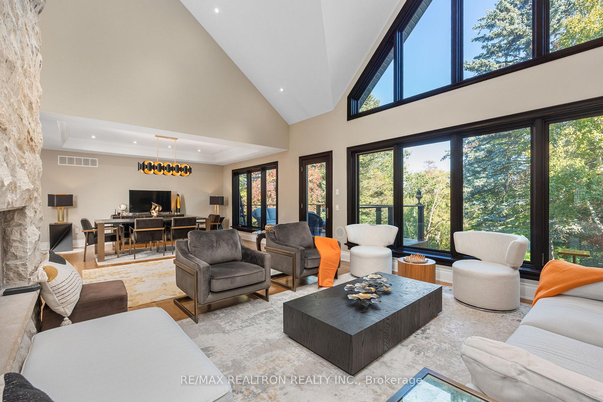 Photo 12 of 80 Forest Grove Drive, North York, Bayview Village — HOMEH