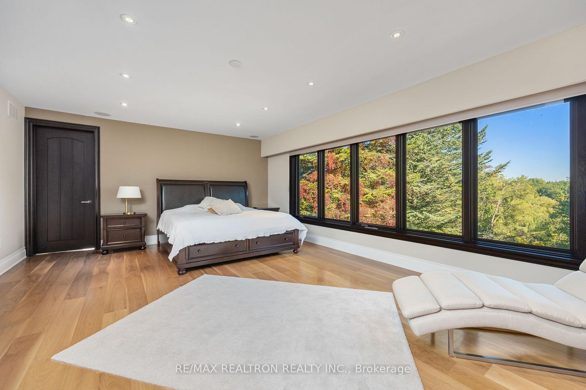 Photo 22 of 80 Forest Grove Drive, North York, Bayview Village — HOMEH