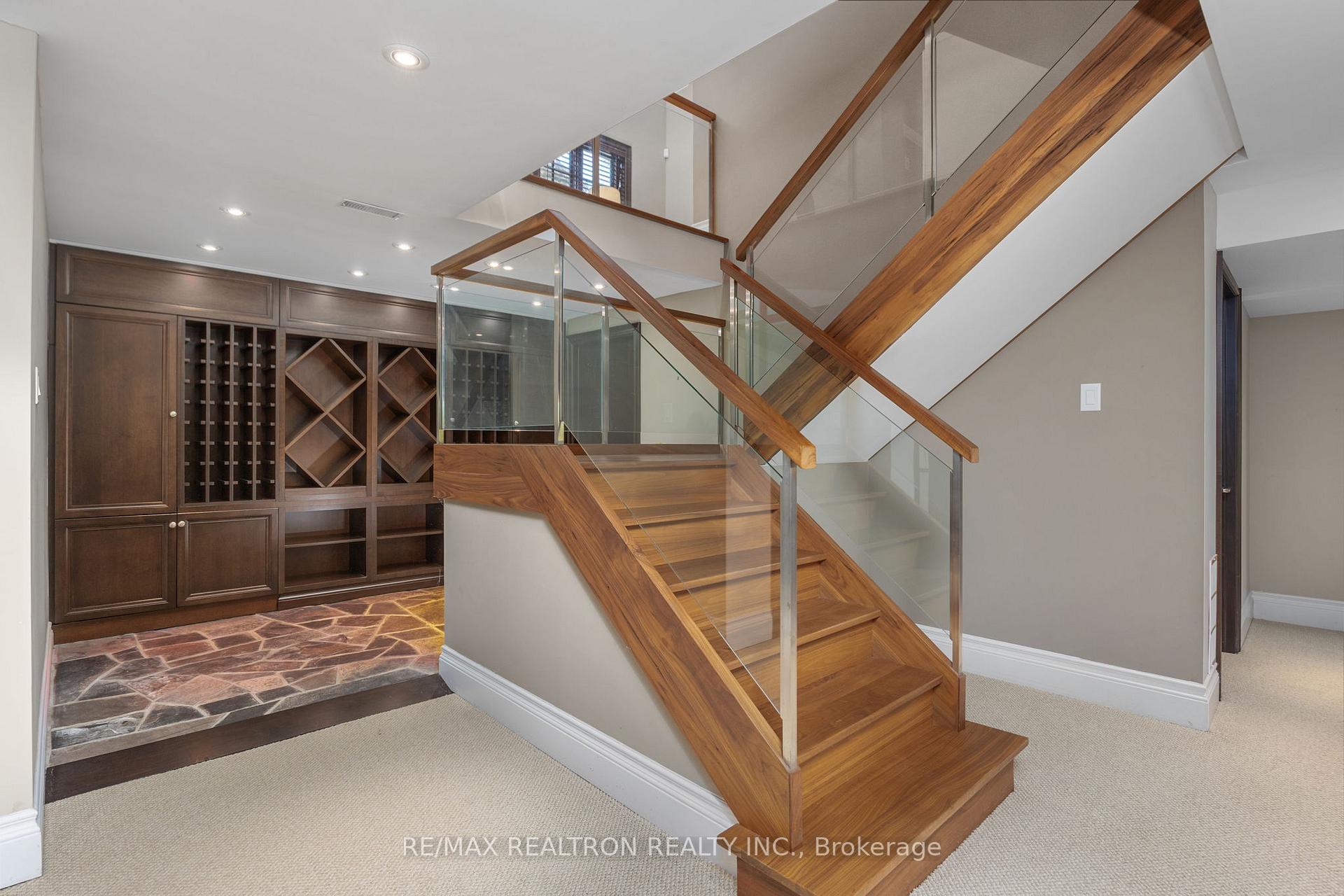 Photo 25 of 80 Forest Grove Drive, North York, Bayview Village — HOMEH