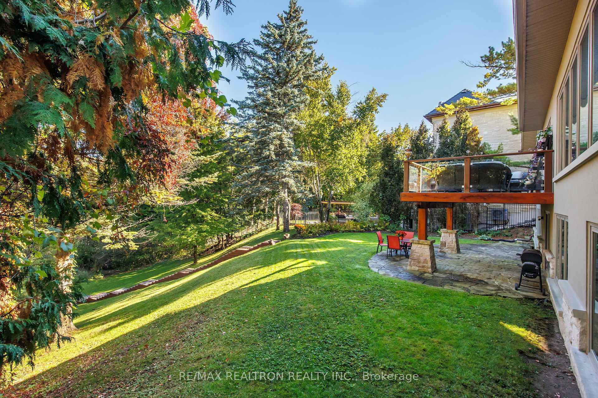 Photo 33 of 80 Forest Grove Drive, North York, Bayview Village — HOMEH