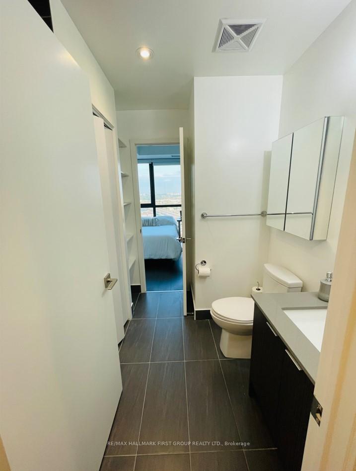 Photo 11 of Unit 1909, 2908 Highway 7 N, Vaughan, Concord — HOMEH
