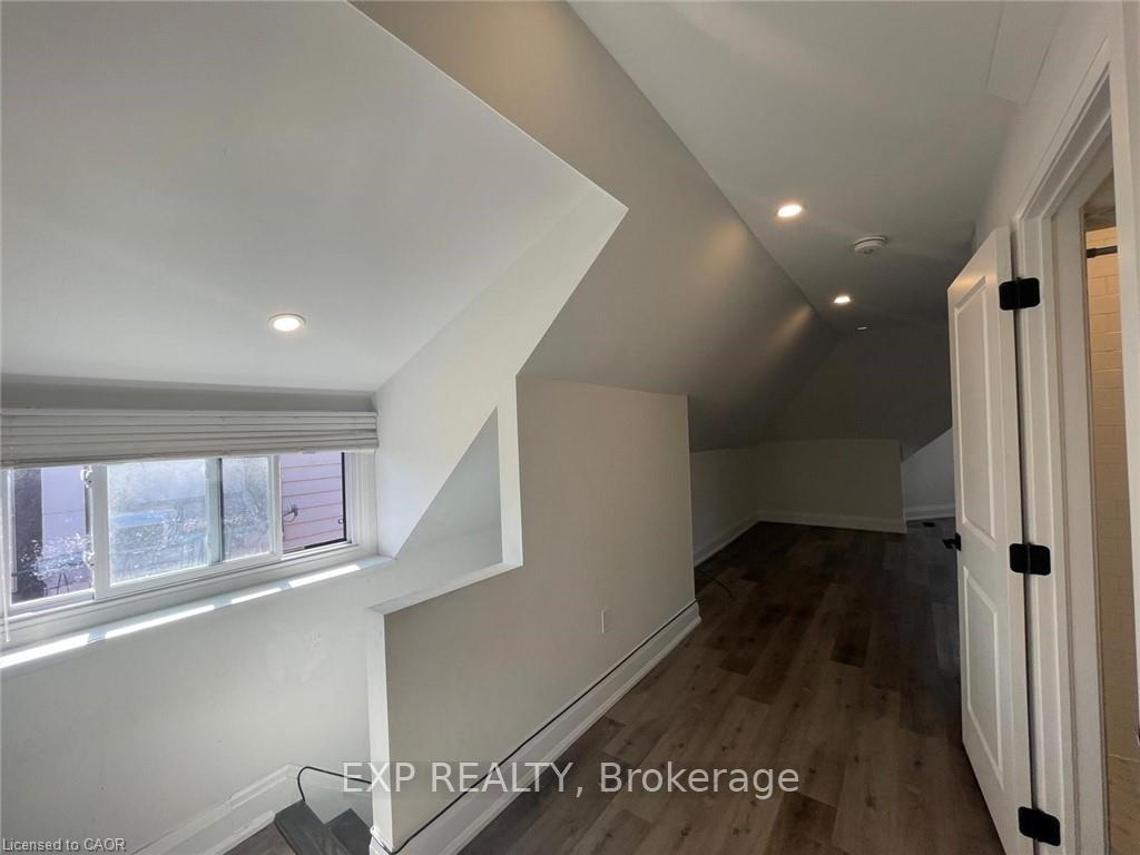 Photo 25 of 507 Wilson Street, Hamilton, Gibson — HOMEH