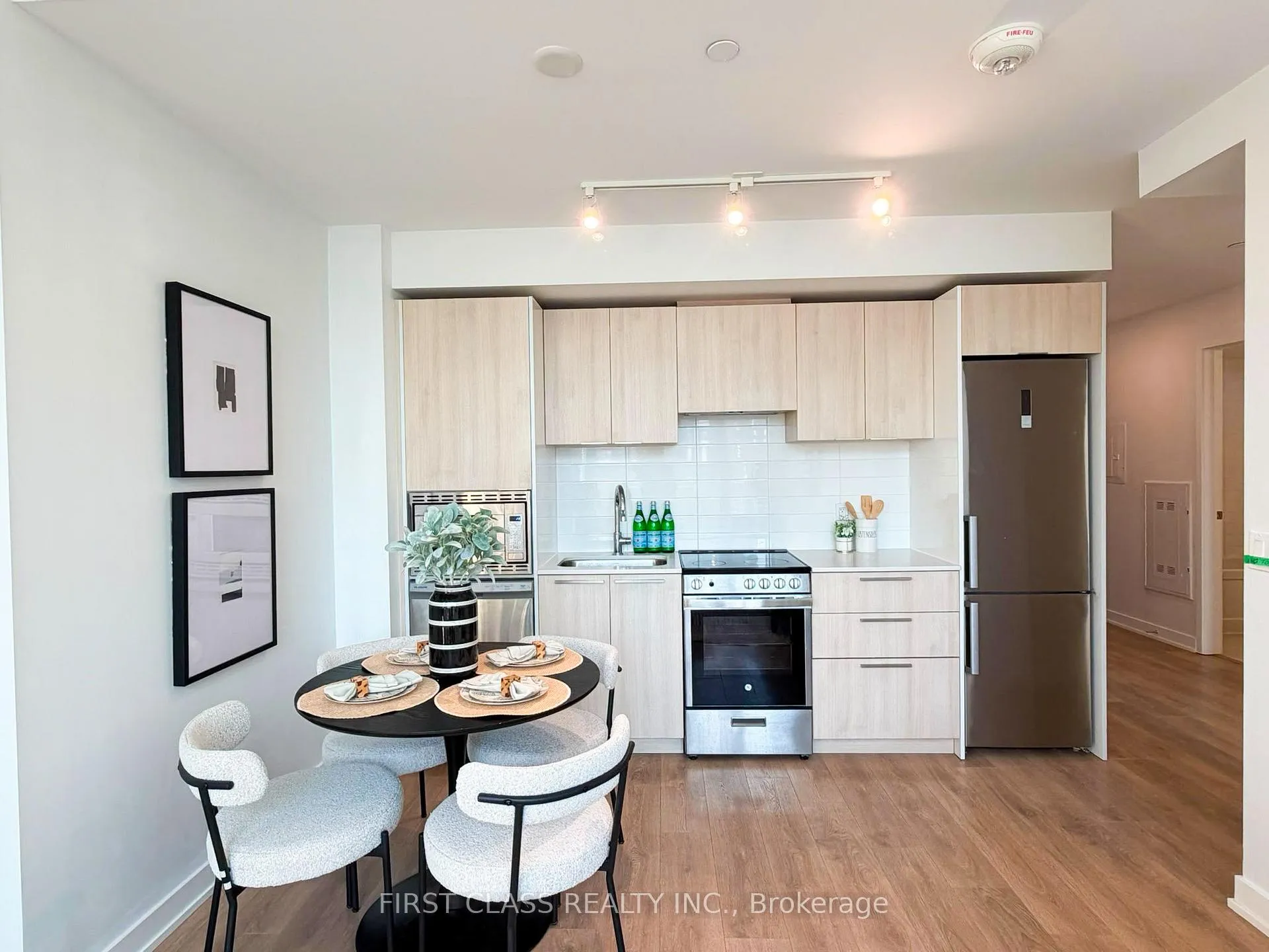 Photo 5 of Unit 2805, 501 Yonge Street, Toronto, Church-Yonge Corridor — HOMEH