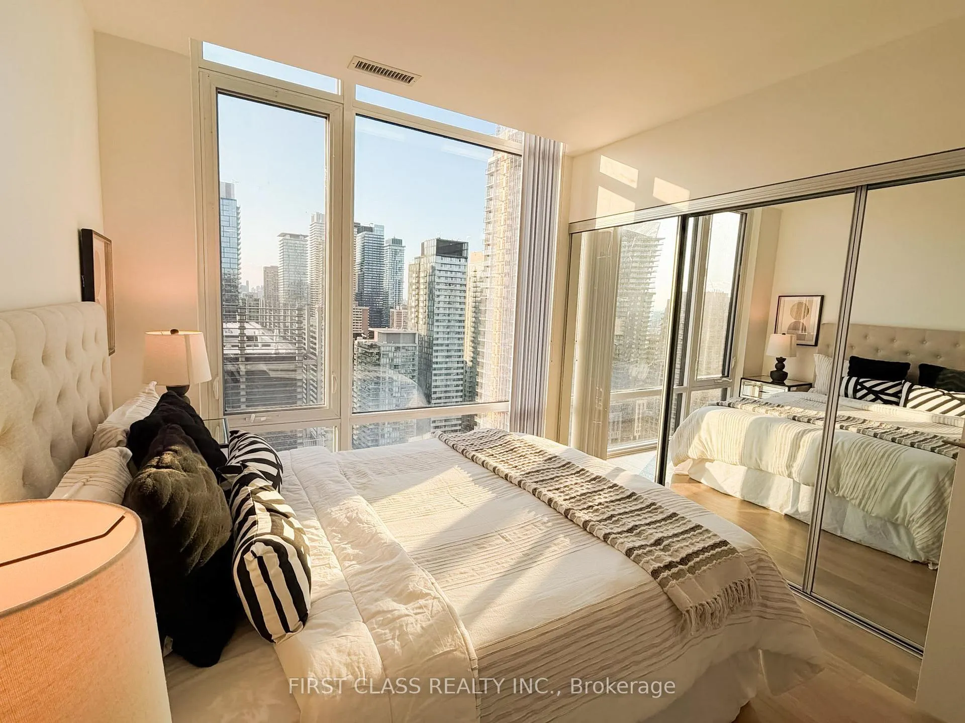 Photo 8 of Unit 2805, 501 Yonge Street, Toronto, Church-Yonge Corridor — HOMEH