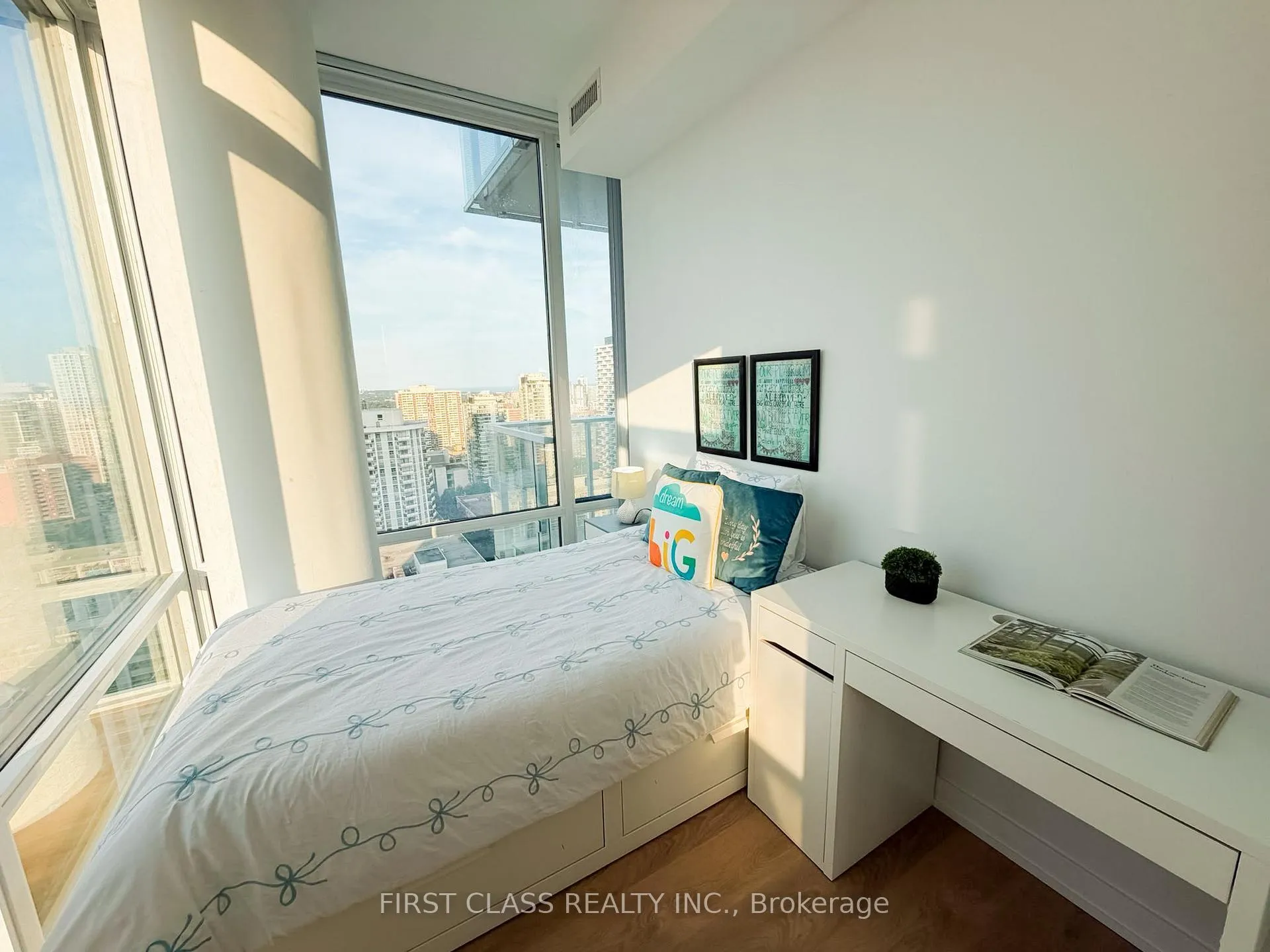 Photo 15 of Unit 2805, 501 Yonge Street, Toronto, Church-Yonge Corridor — HOMEH