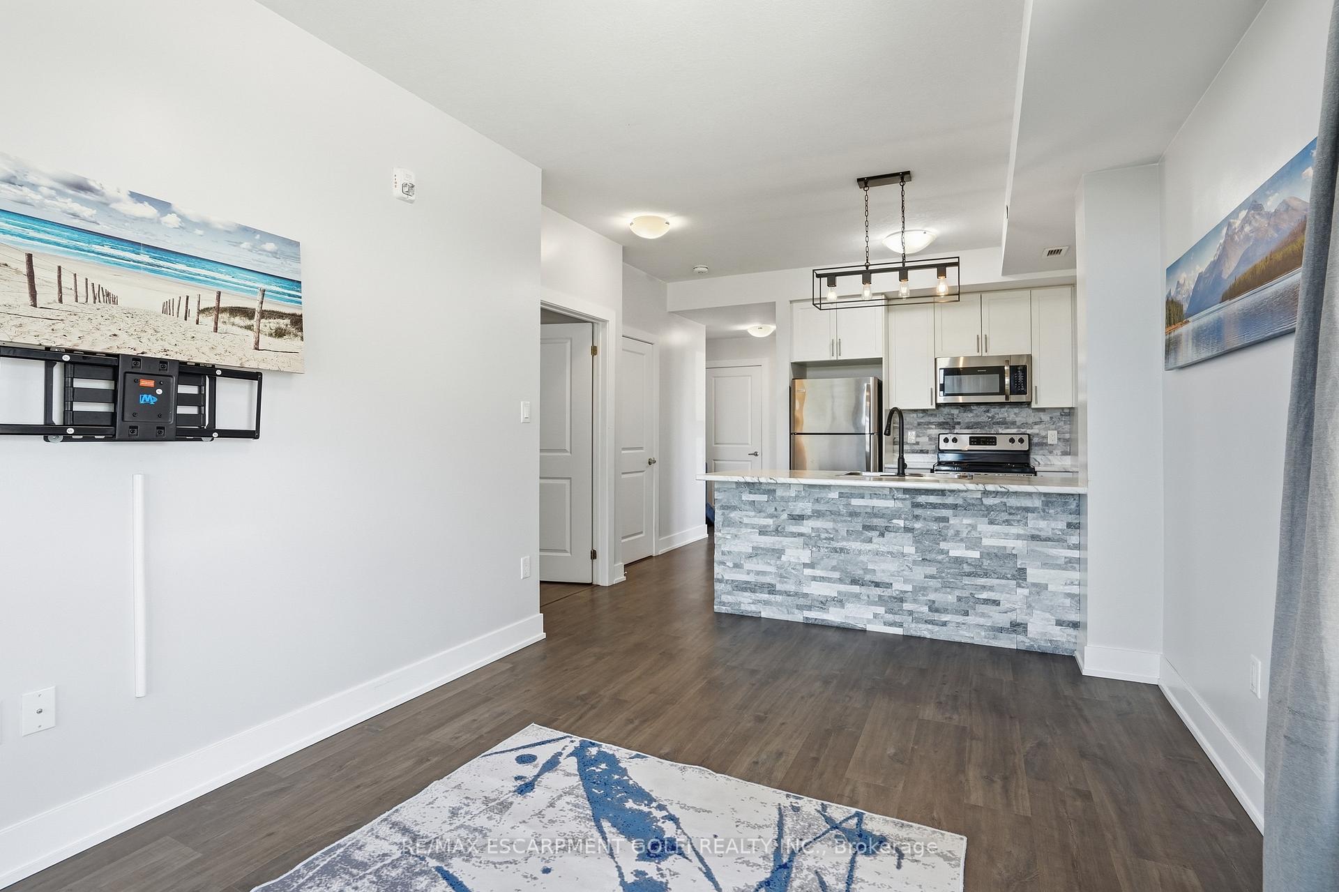 Photo 9 of Unit 129, 101 Shoreview Place, Hamilton, Lakeshore — HOMEH