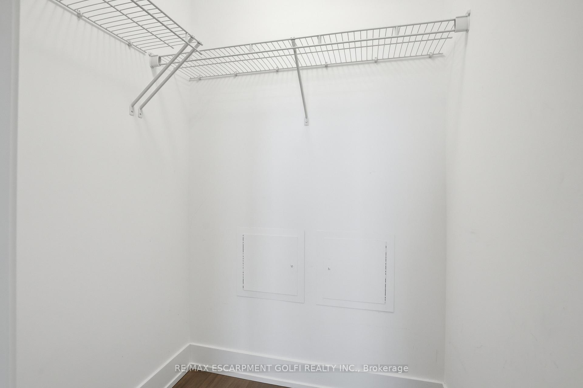 Photo 15 of Unit 129, 101 Shoreview Place, Hamilton, Lakeshore — HOMEH