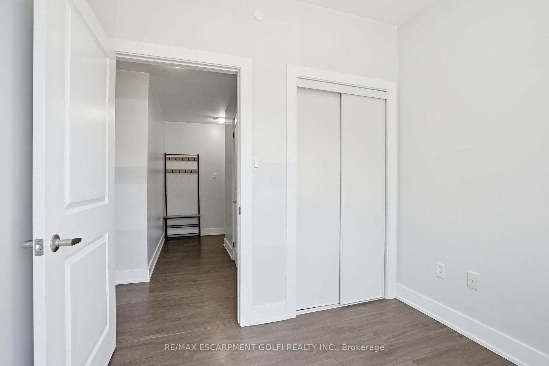 Photo 17 of Unit 129, 101 Shoreview Place, Hamilton, Lakeshore — HOMEH