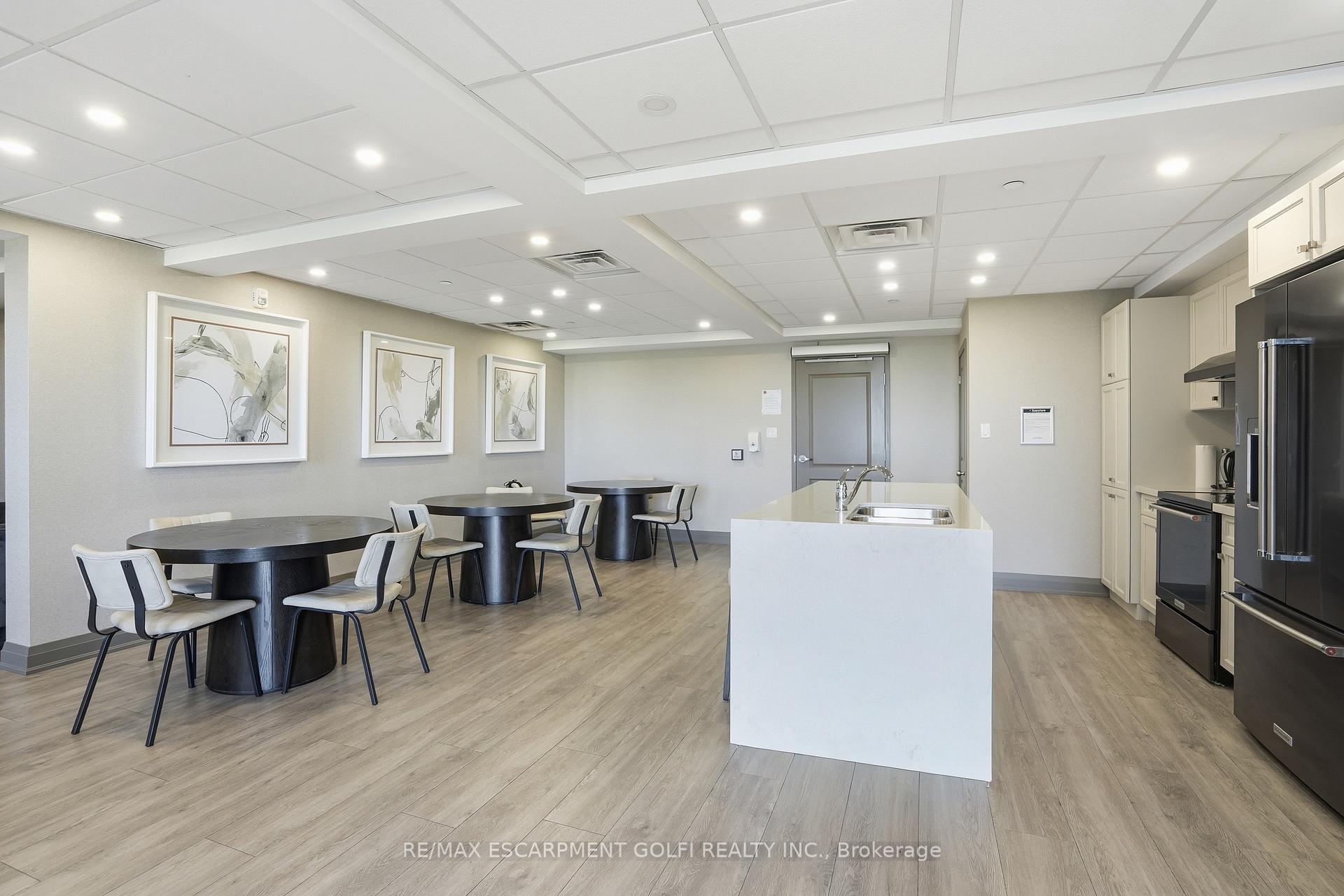 Photo 27 of Unit 129, 101 Shoreview Place, Hamilton, Lakeshore — HOMEH