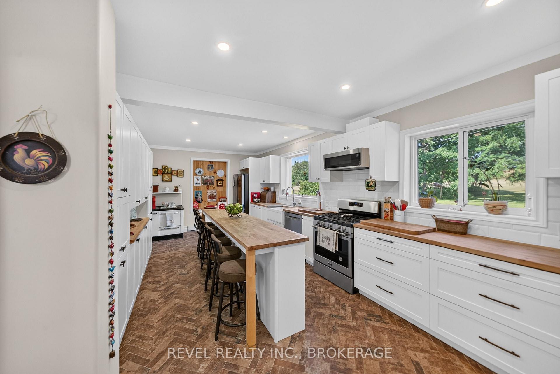 Photo 7 of 1905 Rutledge Road, Frontenac, Frontenac South — HOMEH