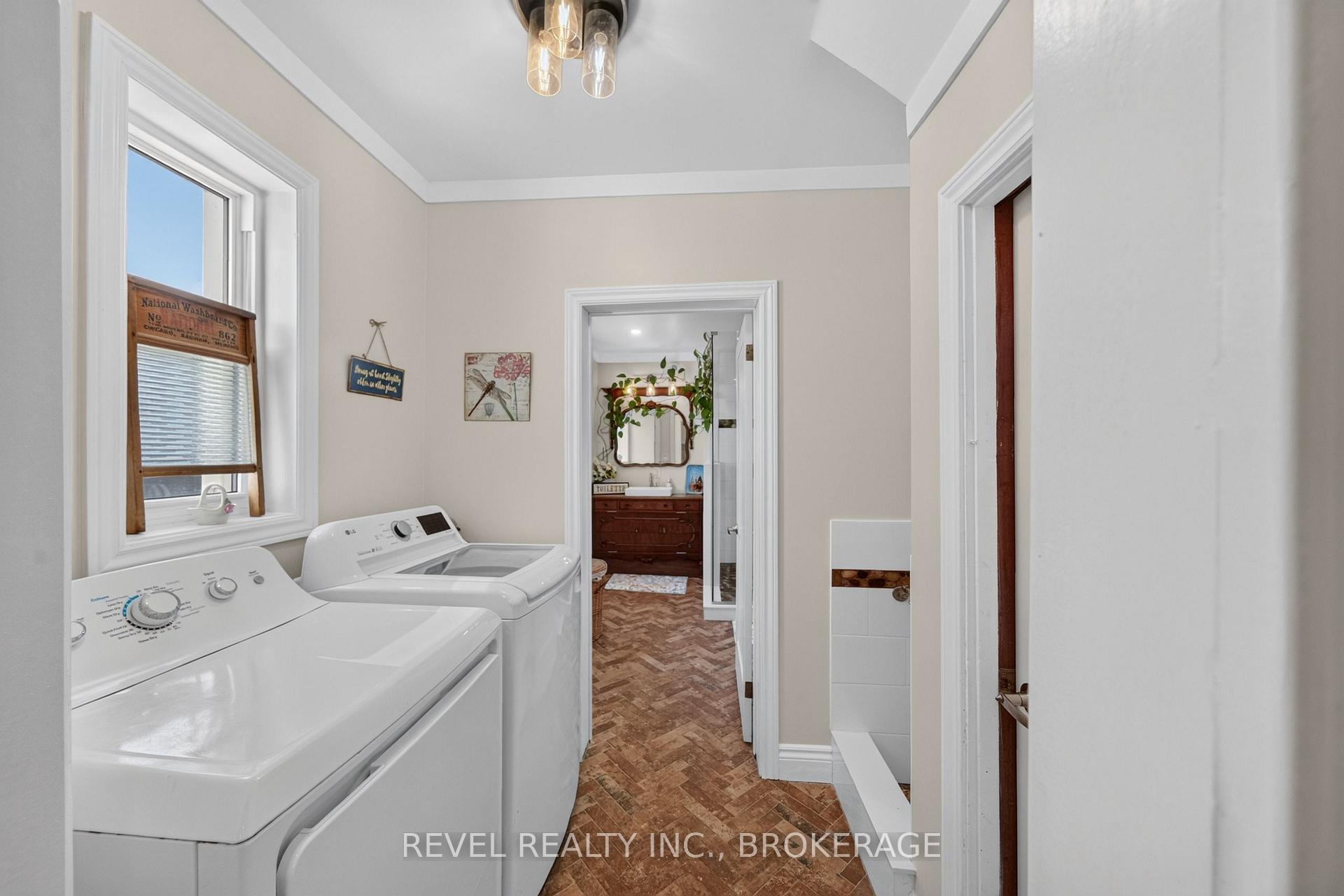 Photo 10 of 1905 Rutledge Road, Frontenac, Frontenac South — HOMEH