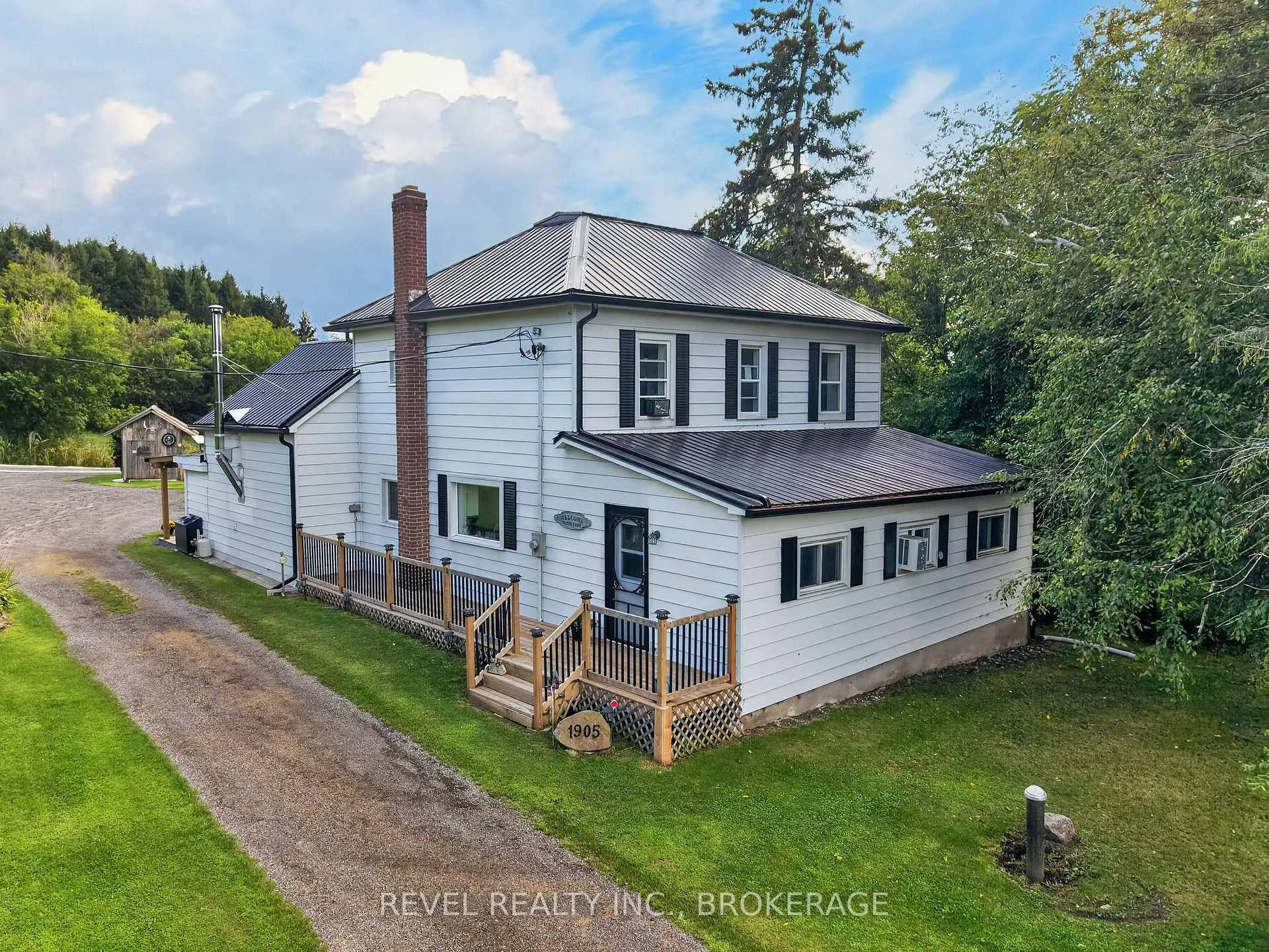 Photo 2 of 1905 Rutledge Road, Frontenac, Frontenac South — HOMEH