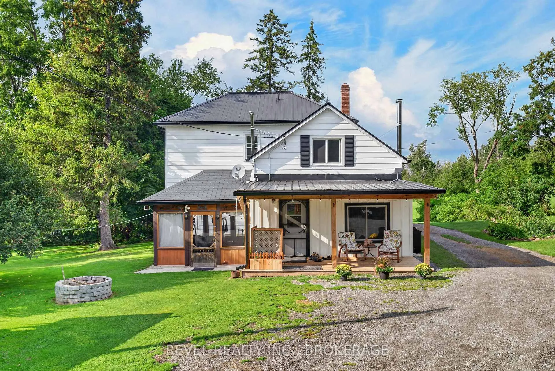Photo 3 of 1905 Rutledge Road, Frontenac, Frontenac South — HOMEH