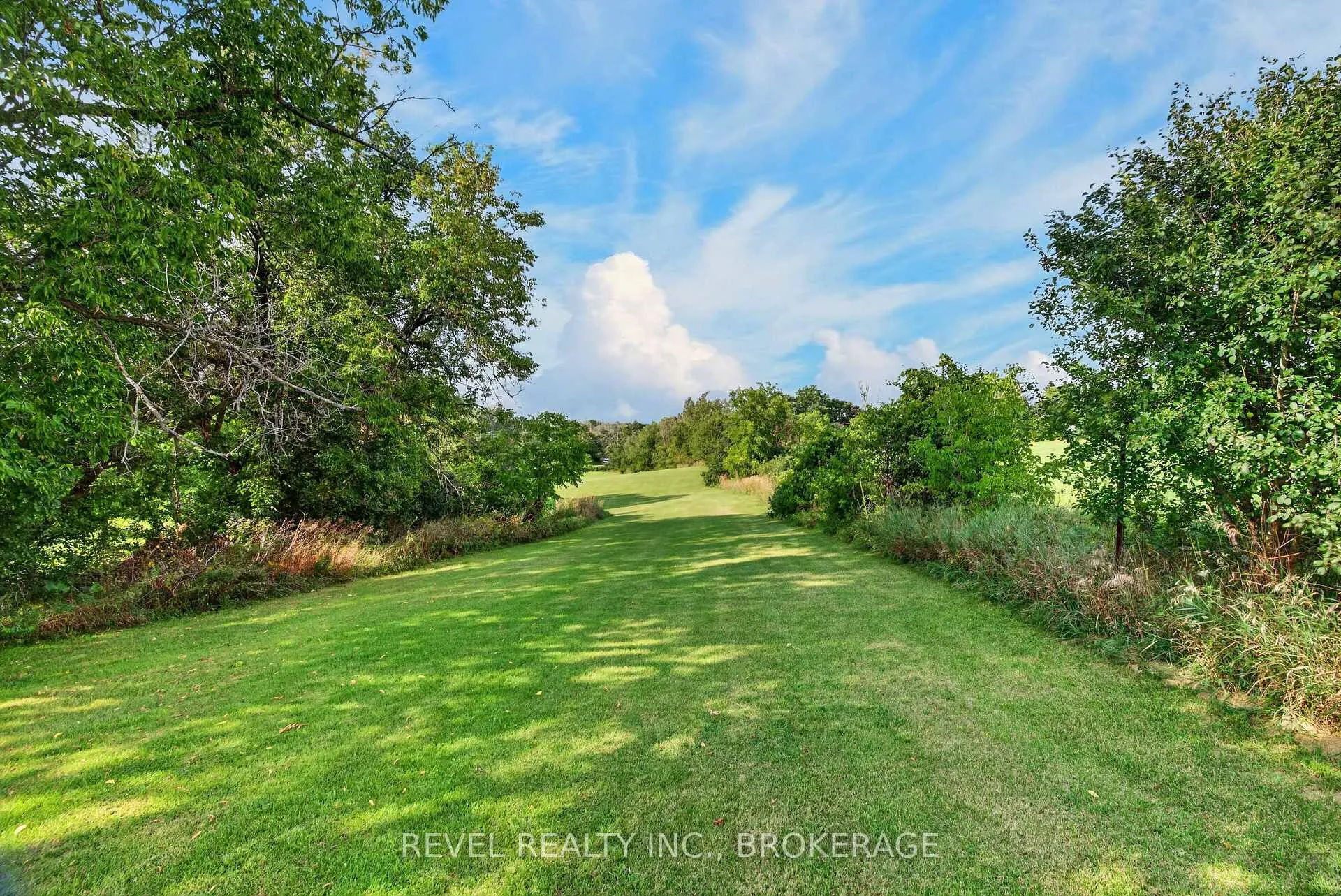 Photo 32 of 1905 Rutledge Road, Frontenac, Frontenac South — HOMEH