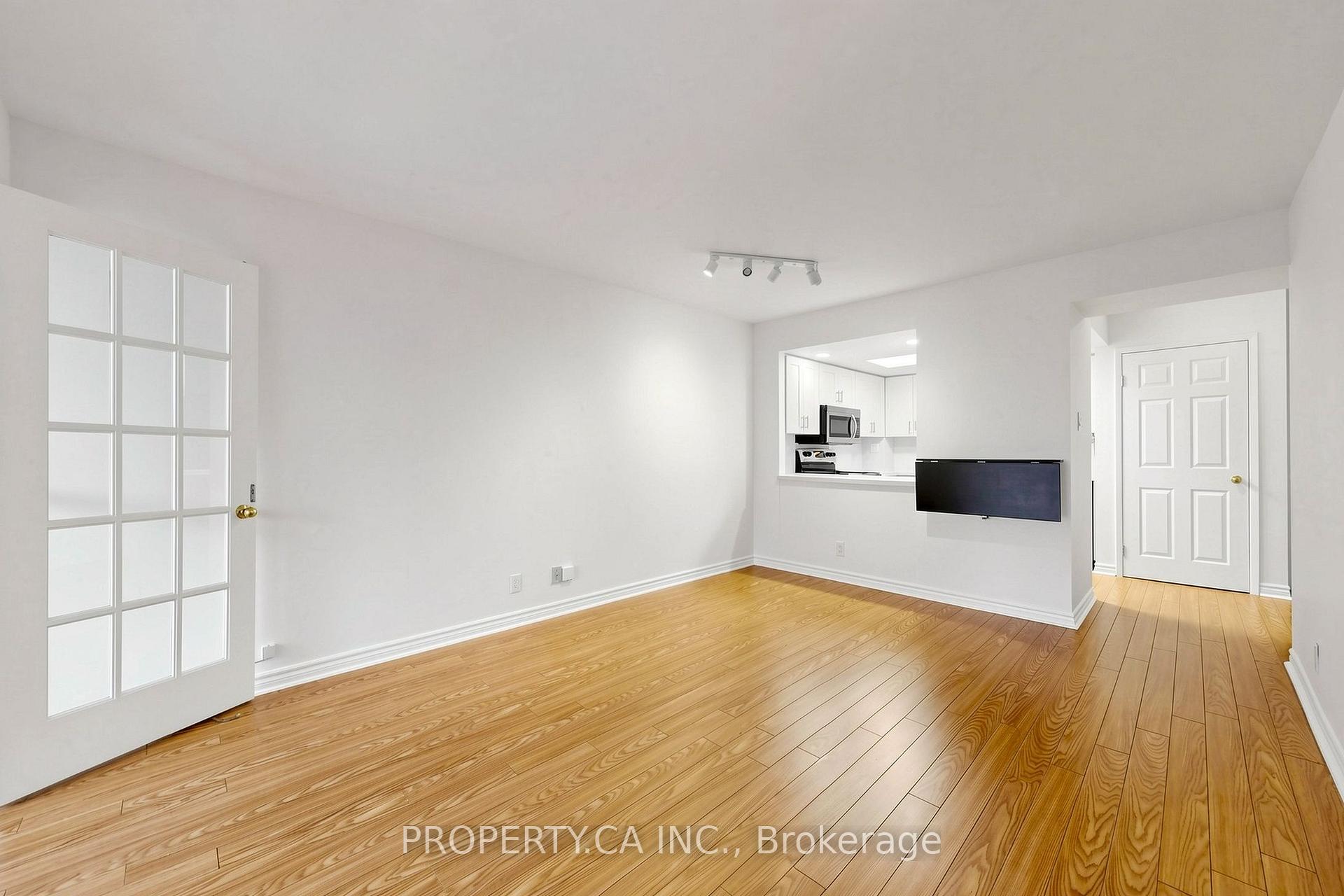 Photo 3 of Unit 310, 456 College Street, Toronto, Palmerston-Little Italy — HOMEH