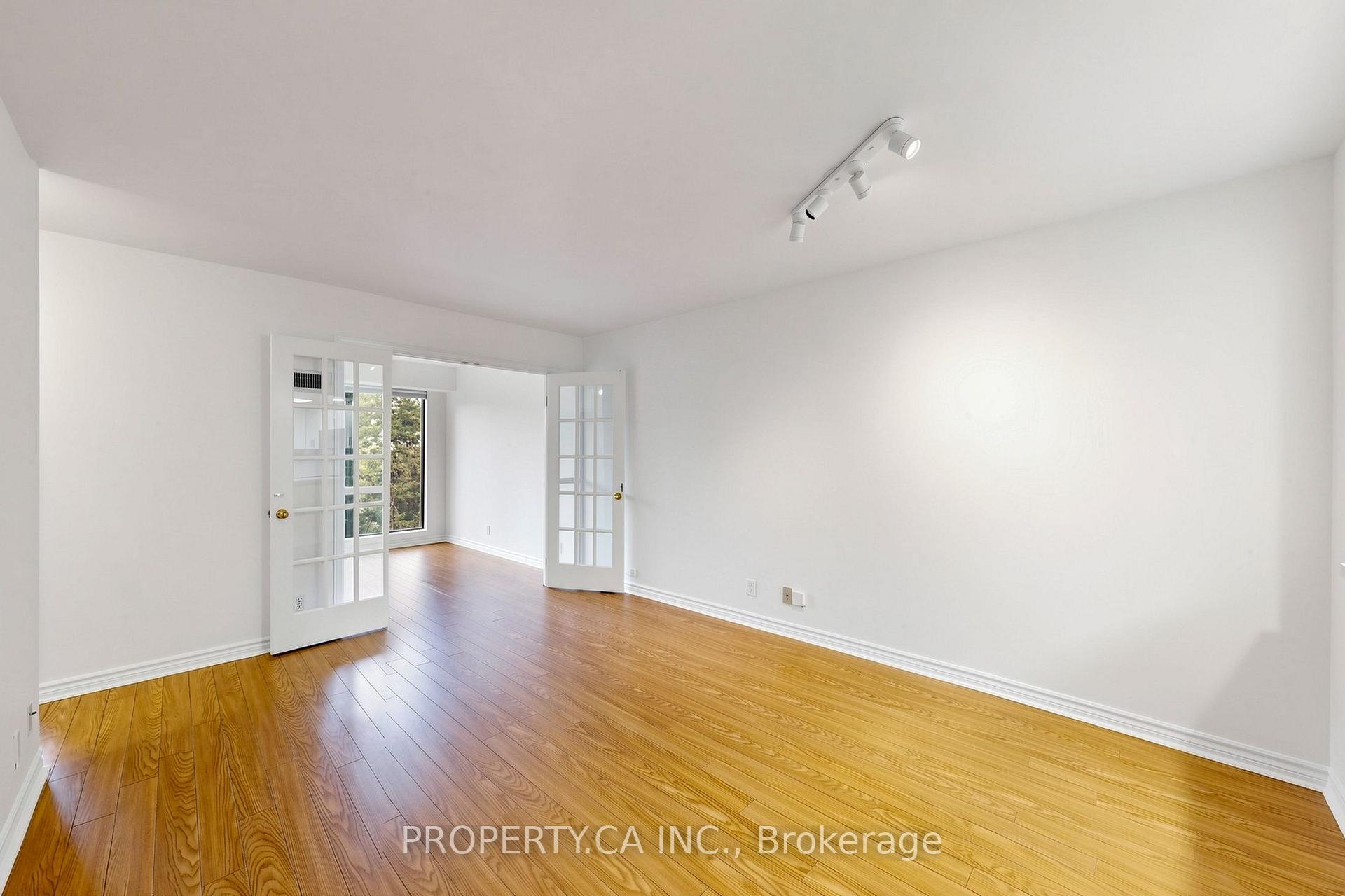 Photo 4 of Unit 310, 456 College Street, Toronto, Palmerston-Little Italy — HOMEH