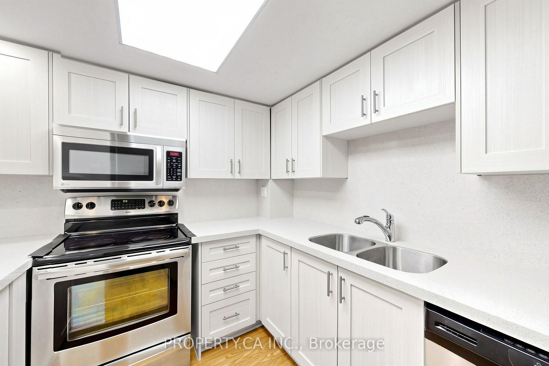 Photo 10 of Unit 310, 456 College Street, Toronto, Palmerston-Little Italy — HOMEH