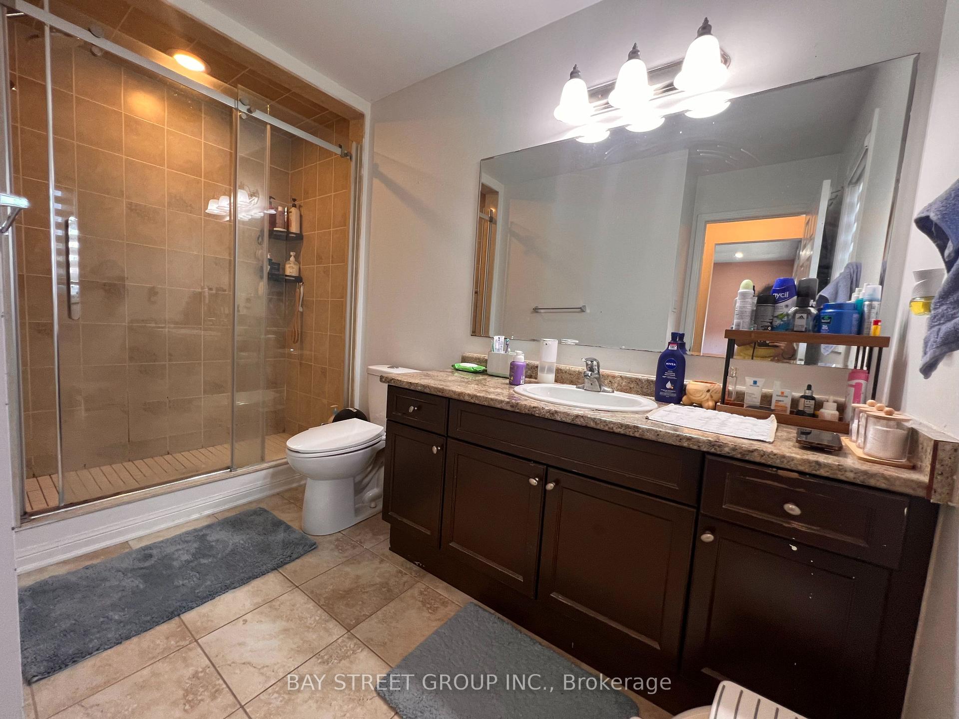 Photo 22 of 66 Robert Parkinson Drive, Brampton, Northwest Brampton — HOMEH
