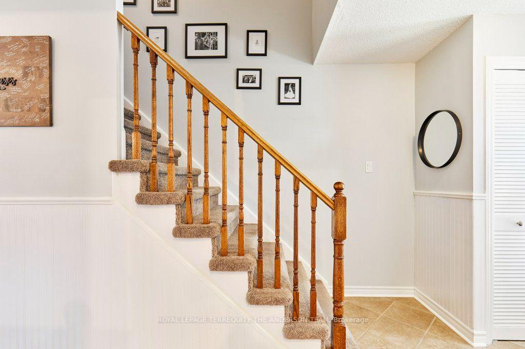 Photo 15 of 831 Gentry Crescent, Oshawa, Eastdale — HOMEH