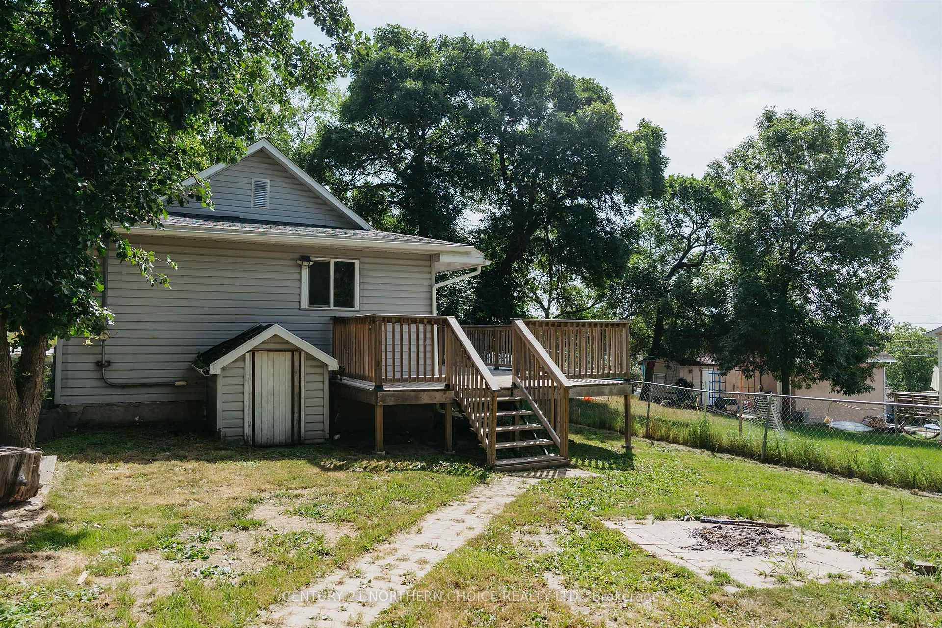 Photo 4 of 210 Mellick Avenue, Kenora, Ride Out — HOMEH