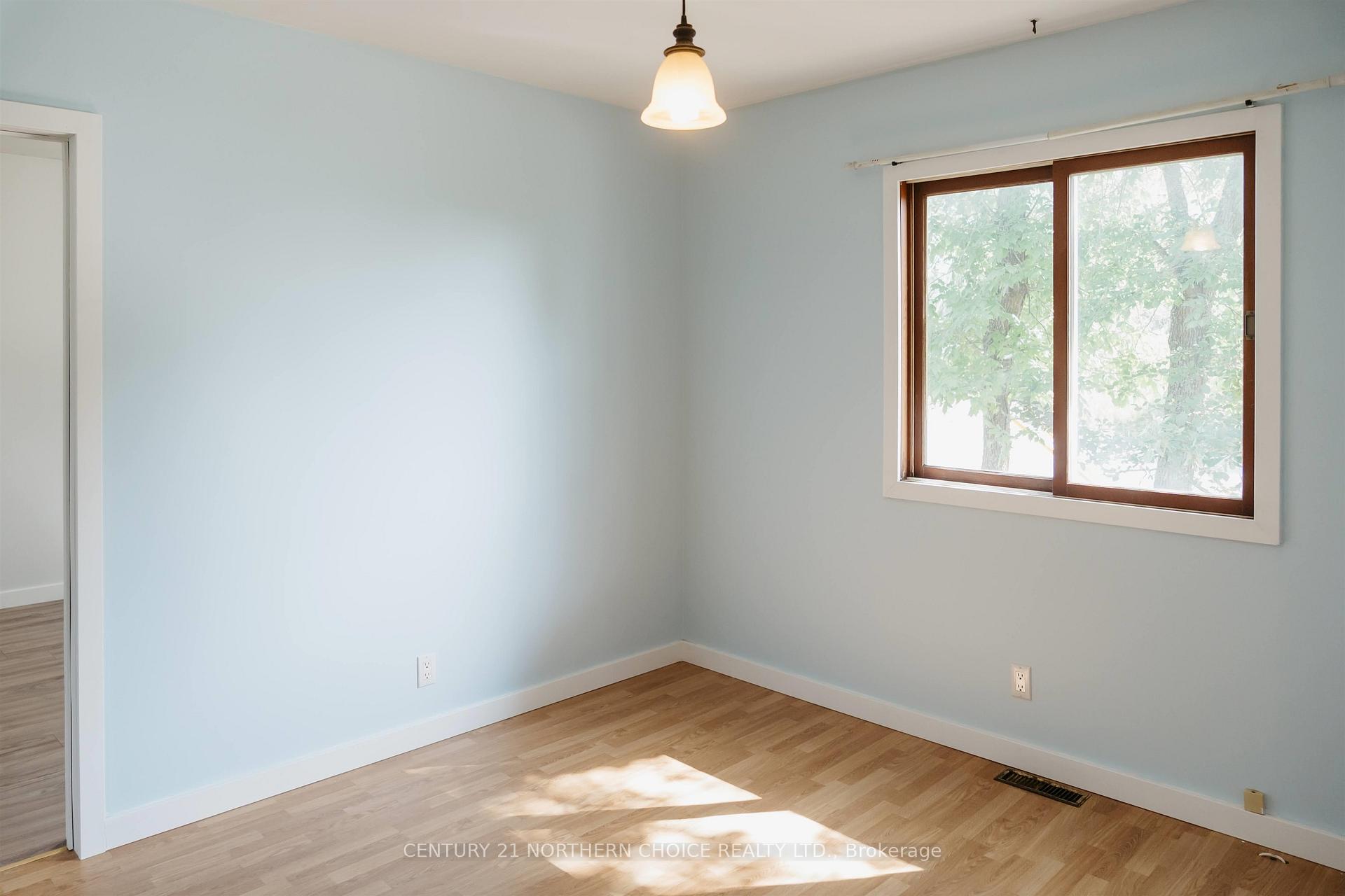 Photo 13 of 210 Mellick Avenue, Kenora, Ride Out — HOMEH