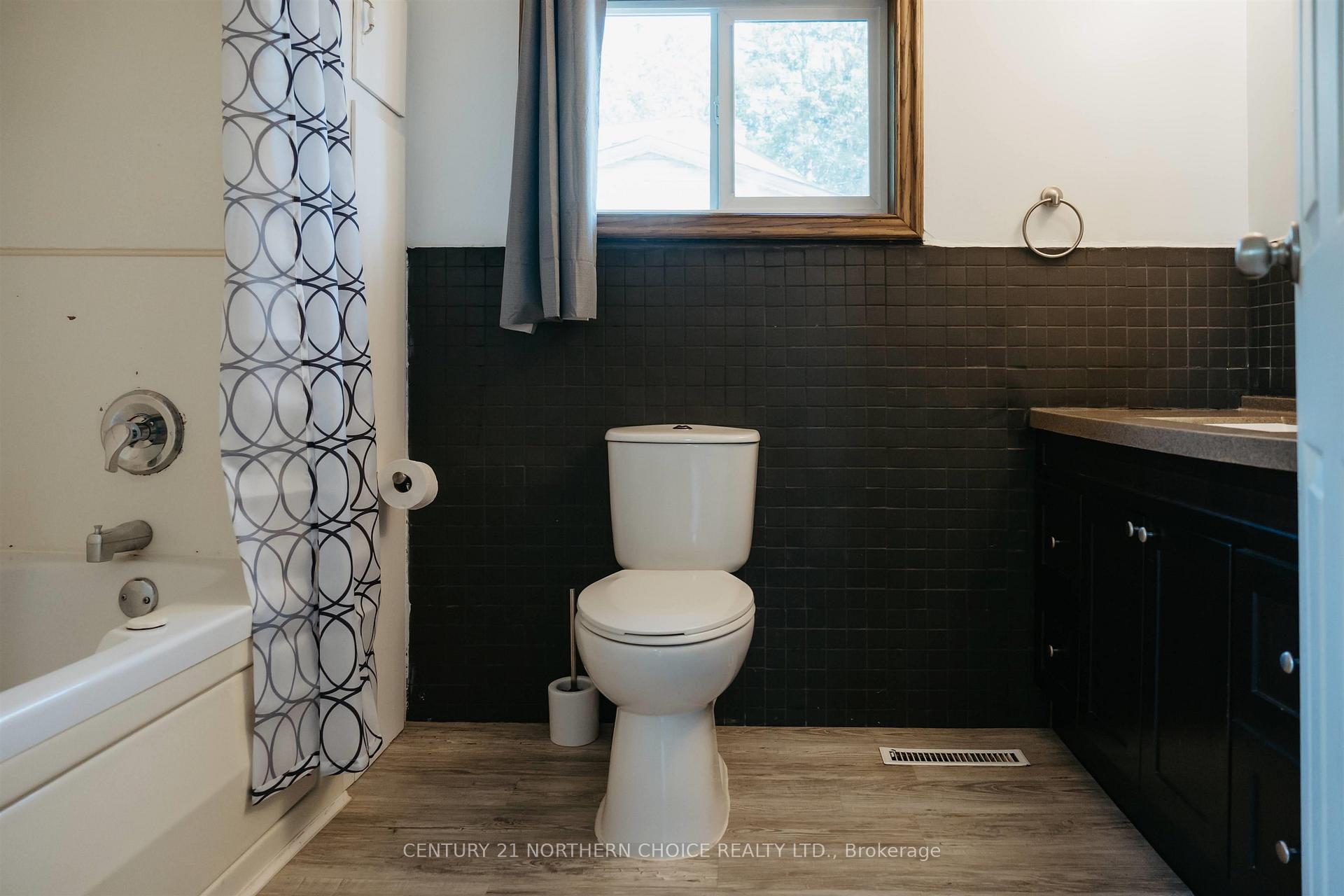 Photo 24 of 210 Mellick Avenue, Kenora, Ride Out — HOMEH