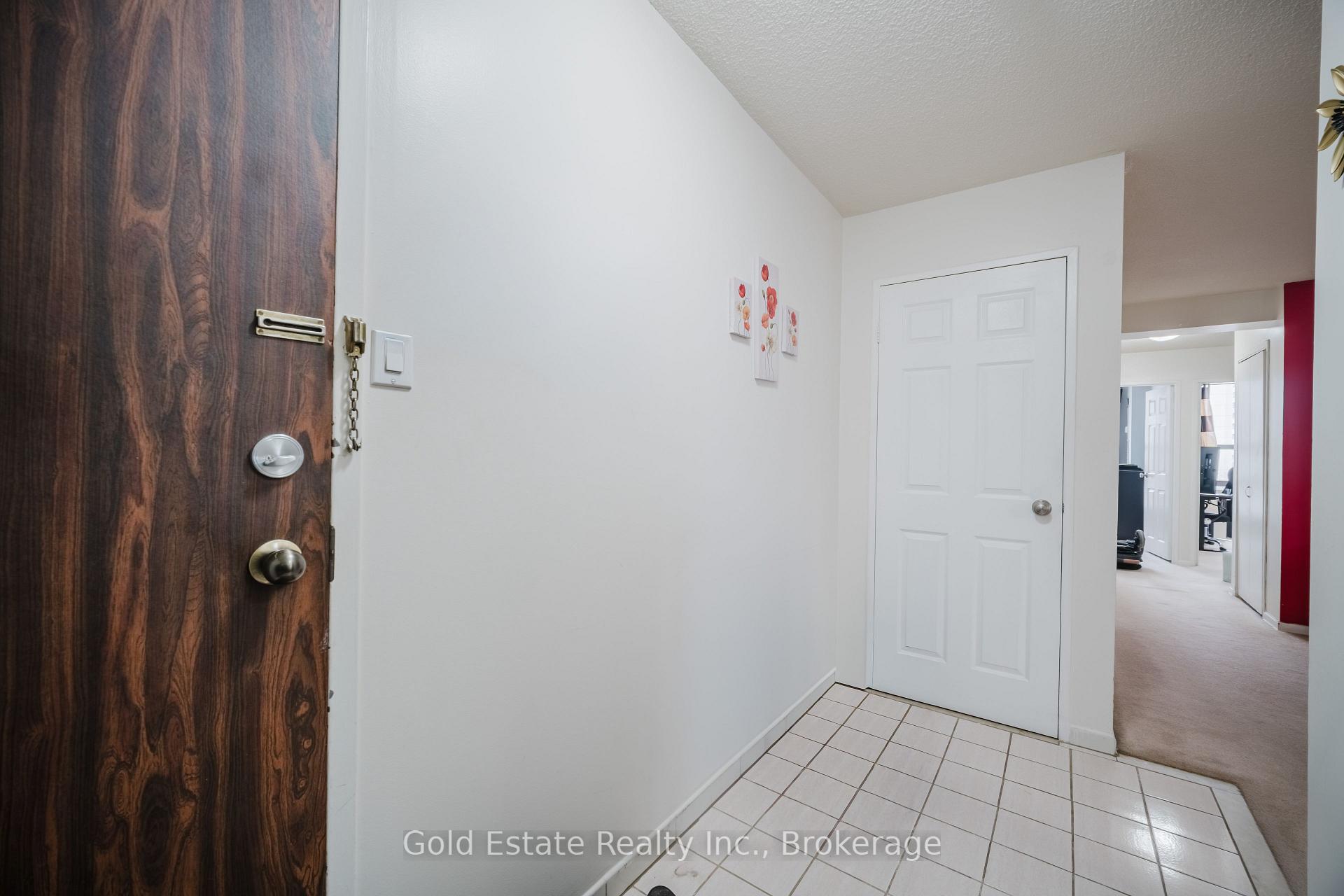 Photo 3 of Unit 502, 18 Knightsbridge Road, Brampton, Queen Street Corridor — HOMEH