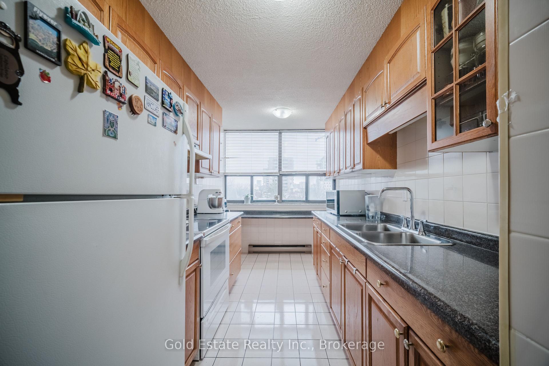 Photo 6 of Unit 502, 18 Knightsbridge Road, Brampton, Queen Street Corridor — HOMEH