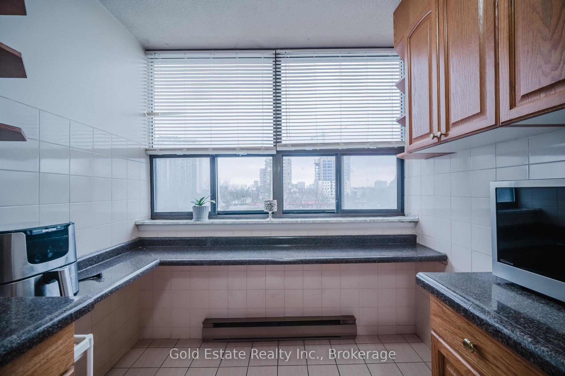 Photo 9 of Unit 502, 18 Knightsbridge Road, Brampton, Queen Street Corridor — HOMEH