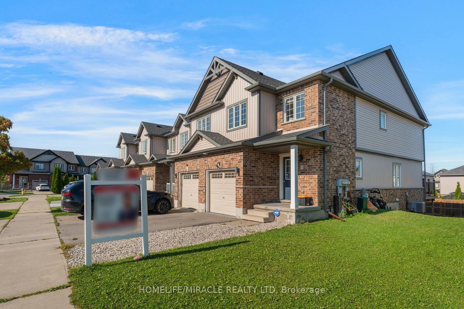 Photo 2 of 65 Renfrew Street, Kitchener, Huron Park — HOMEH