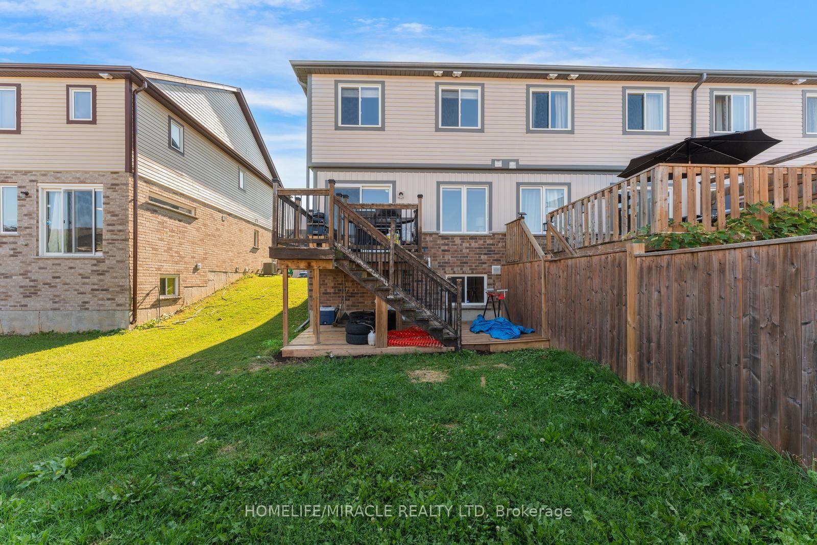 Photo 40 of 65 Renfrew Street, Kitchener, Huron Park — HOMEH