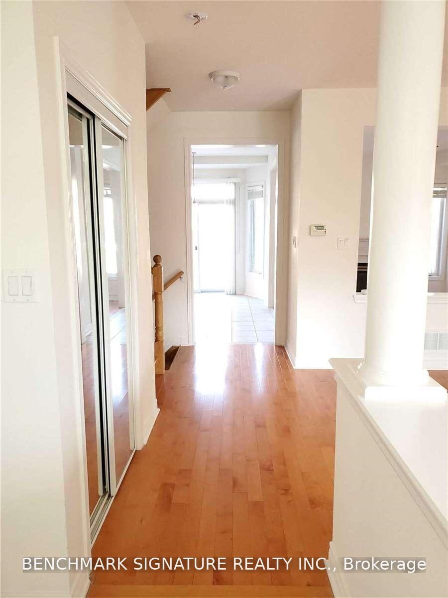 Photo 4 of 267 Hammersly Boulevard, Markham, Wismer — HOMEH