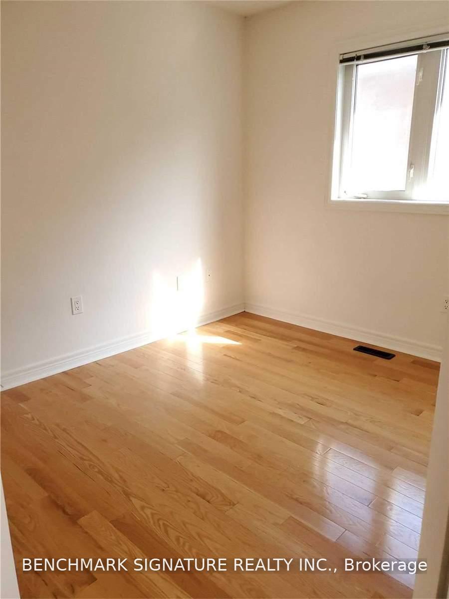 Photo 12 of 267 Hammersly Boulevard, Markham, Wismer — HOMEH