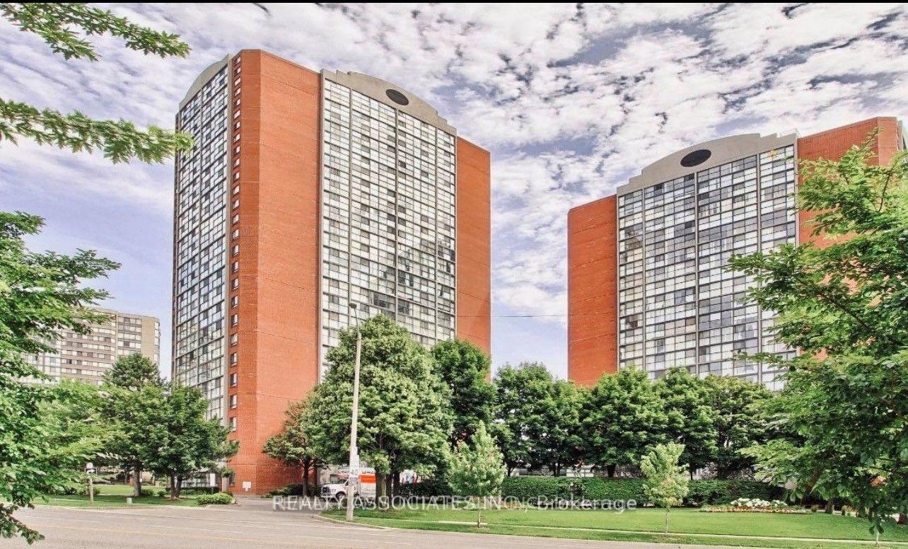 Front of Unit 2213, 4185 Shipp Drive
