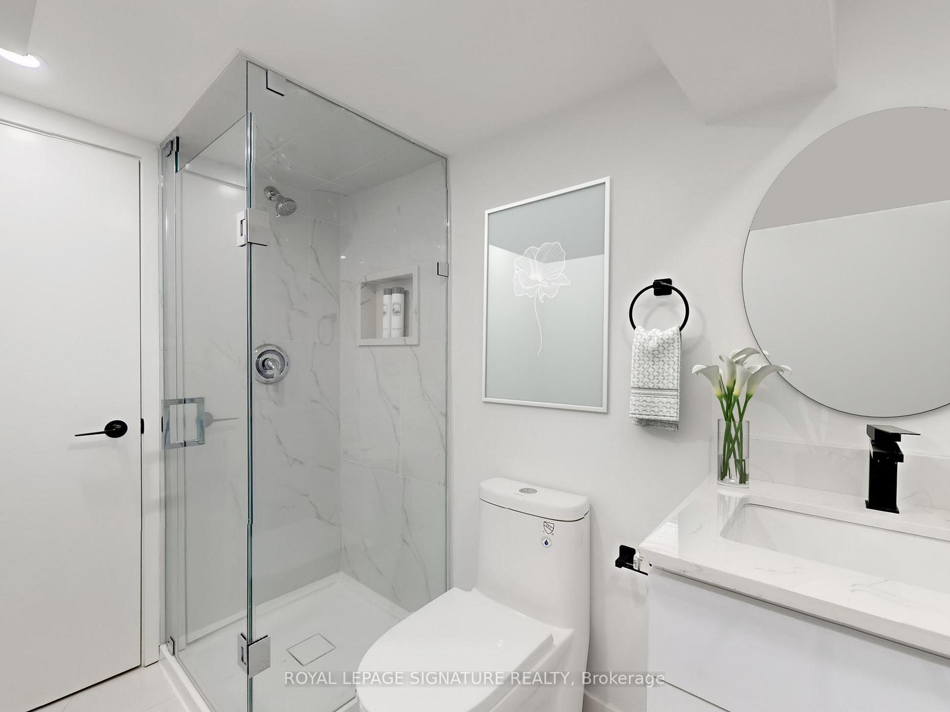 Photo 8 of Unit Lower B, 250 Major Street, Toronto, University — HOMEH