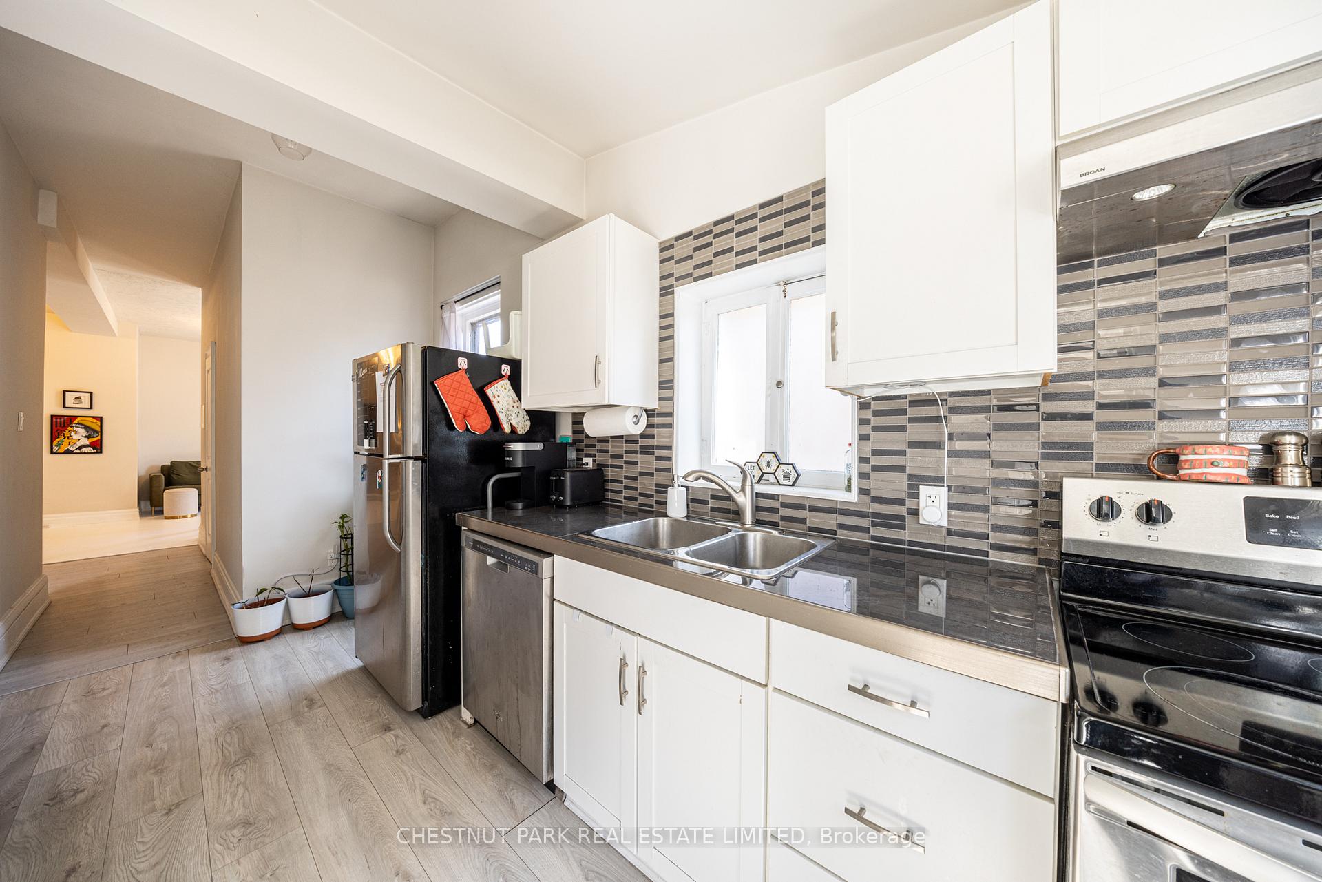 Photo 32 of 177 Charlton Avenue W, Hamilton, Durand — HOMEH