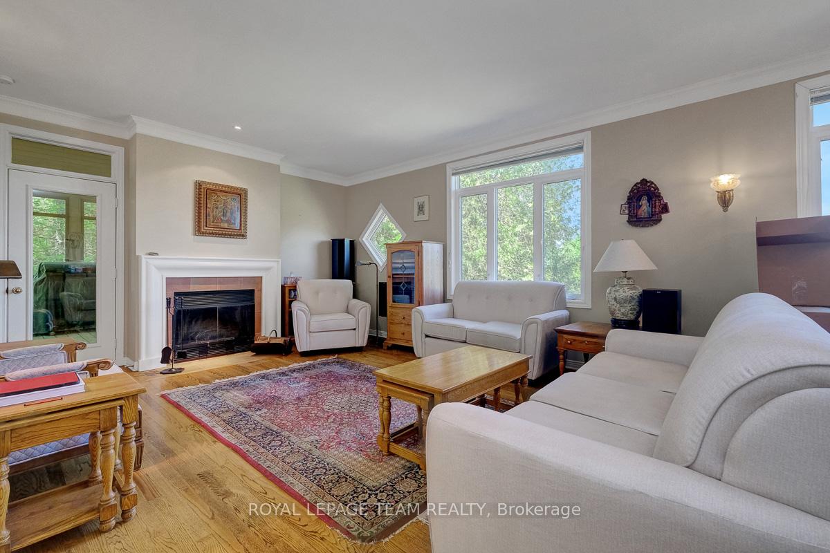 Photo 5 of 912 Maple Hill Road, North Grenville, North Grenville Twp (Kemptville South) — HOMEH