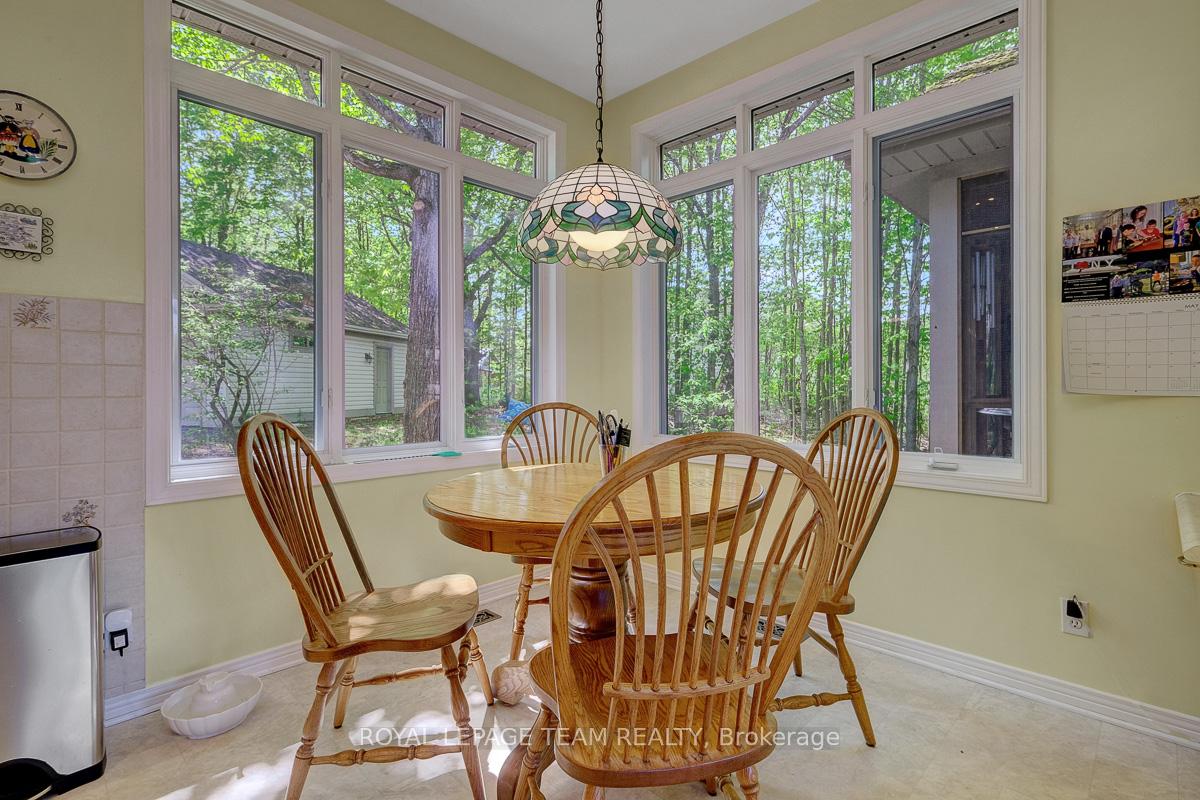 Photo 13 of 912 Maple Hill Road, North Grenville, North Grenville Twp (Kemptville South) — HOMEH