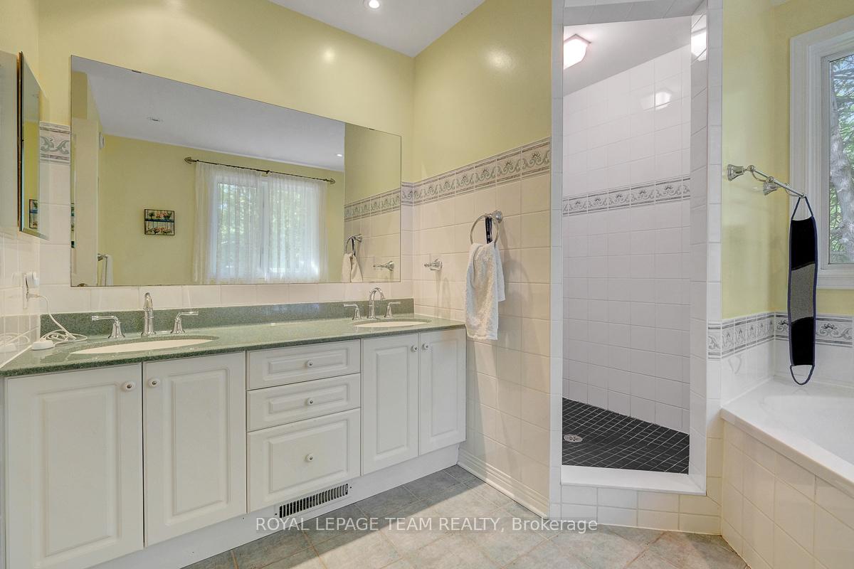 Photo 19 of 912 Maple Hill Road, North Grenville, North Grenville Twp (Kemptville South) — HOMEH
