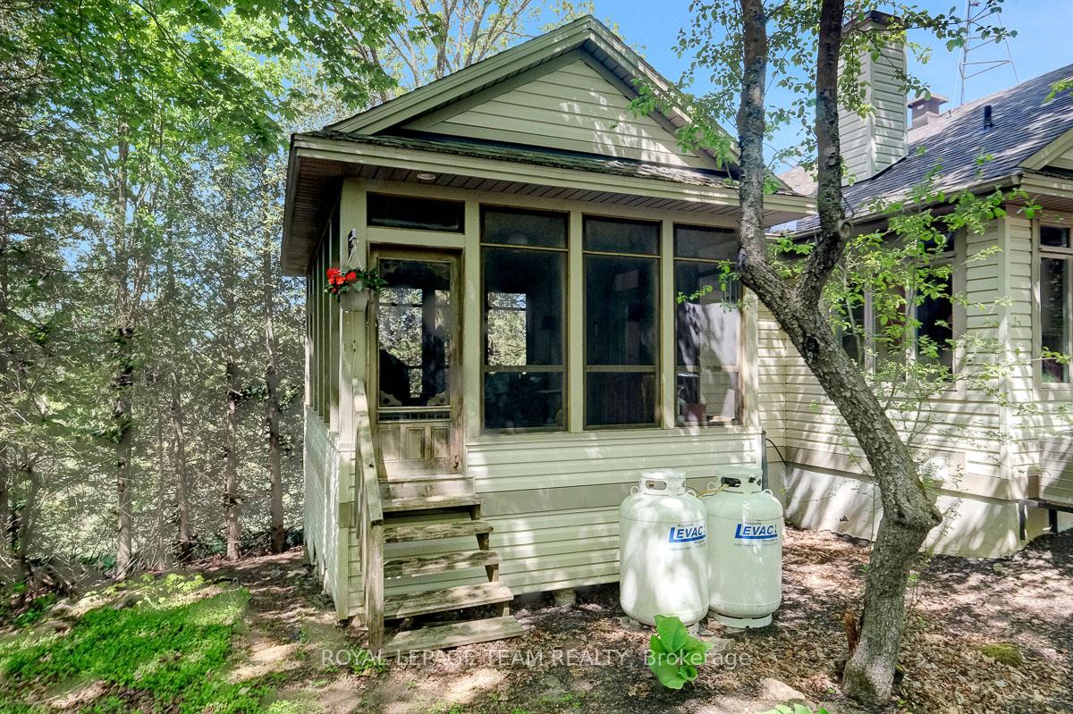 Photo 32 of 912 Maple Hill Road, North Grenville, North Grenville Twp (Kemptville South) — HOMEH