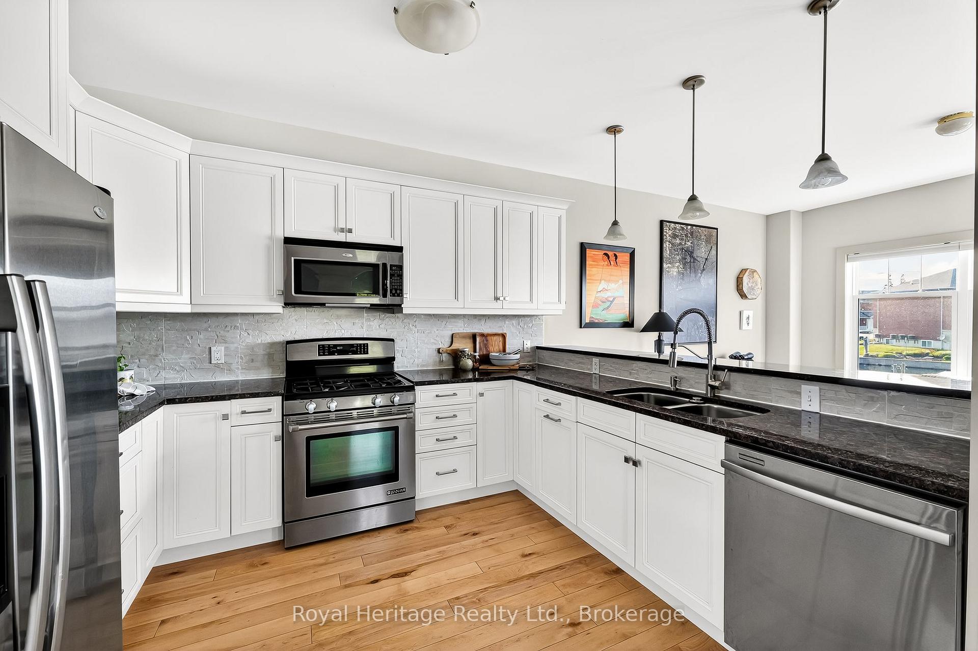 Photo 10 of 32 Edgewater Drive, Brighton — HOMEH