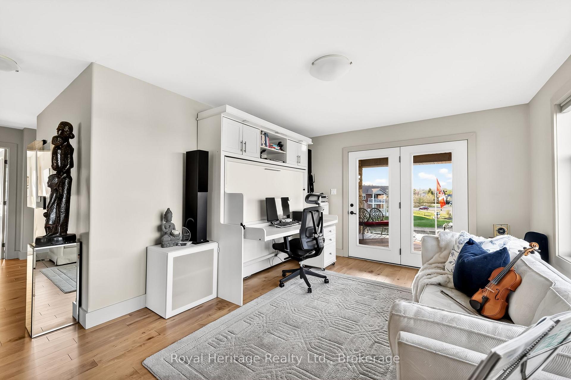Photo 19 of 32 Edgewater Drive, Brighton — HOMEH