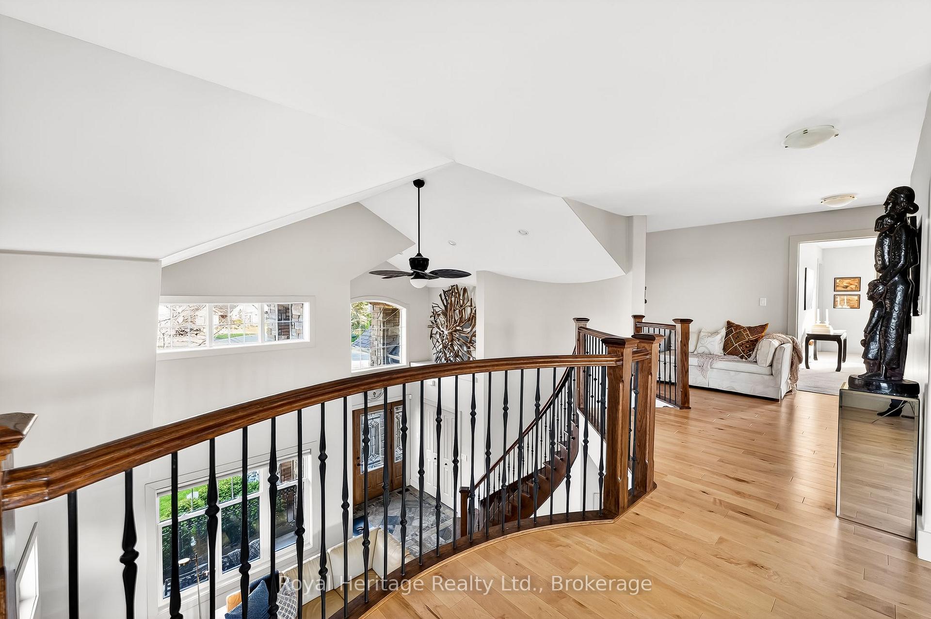 Photo 21 of 32 Edgewater Drive, Brighton — HOMEH