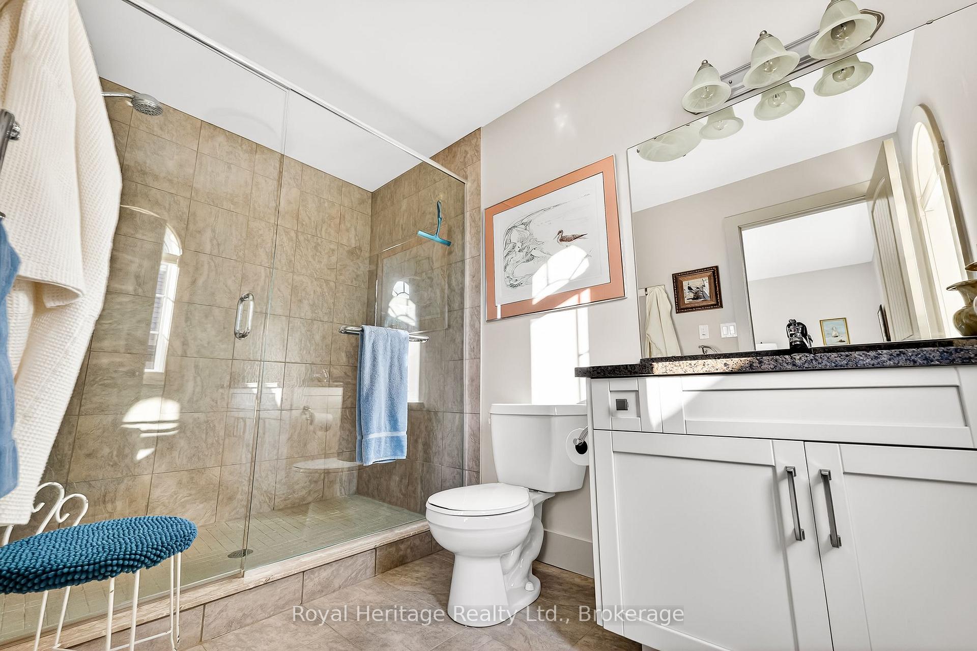 Photo 24 of 32 Edgewater Drive, Brighton — HOMEH