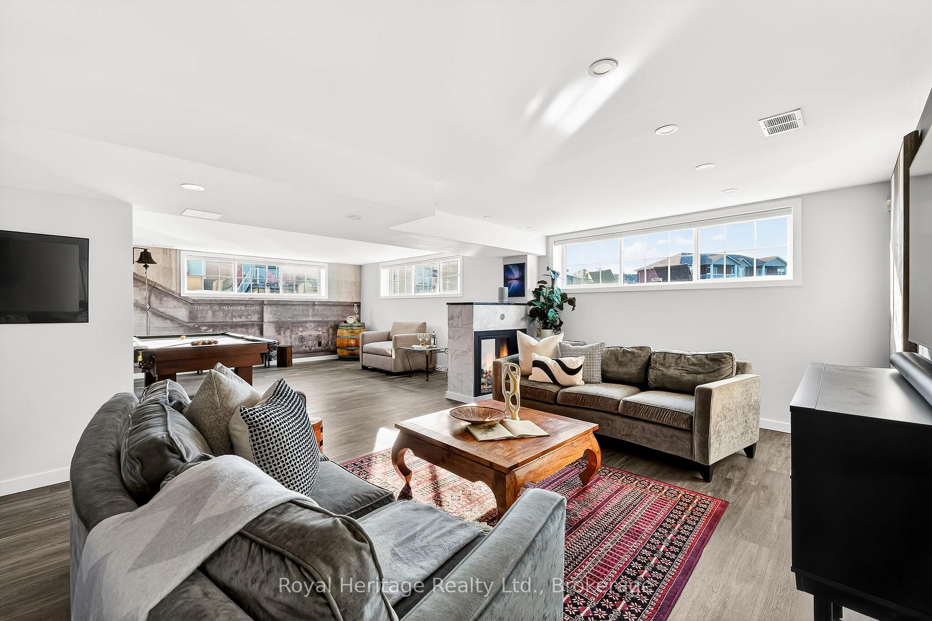 Photo 27 of 32 Edgewater Drive, Brighton — HOMEH