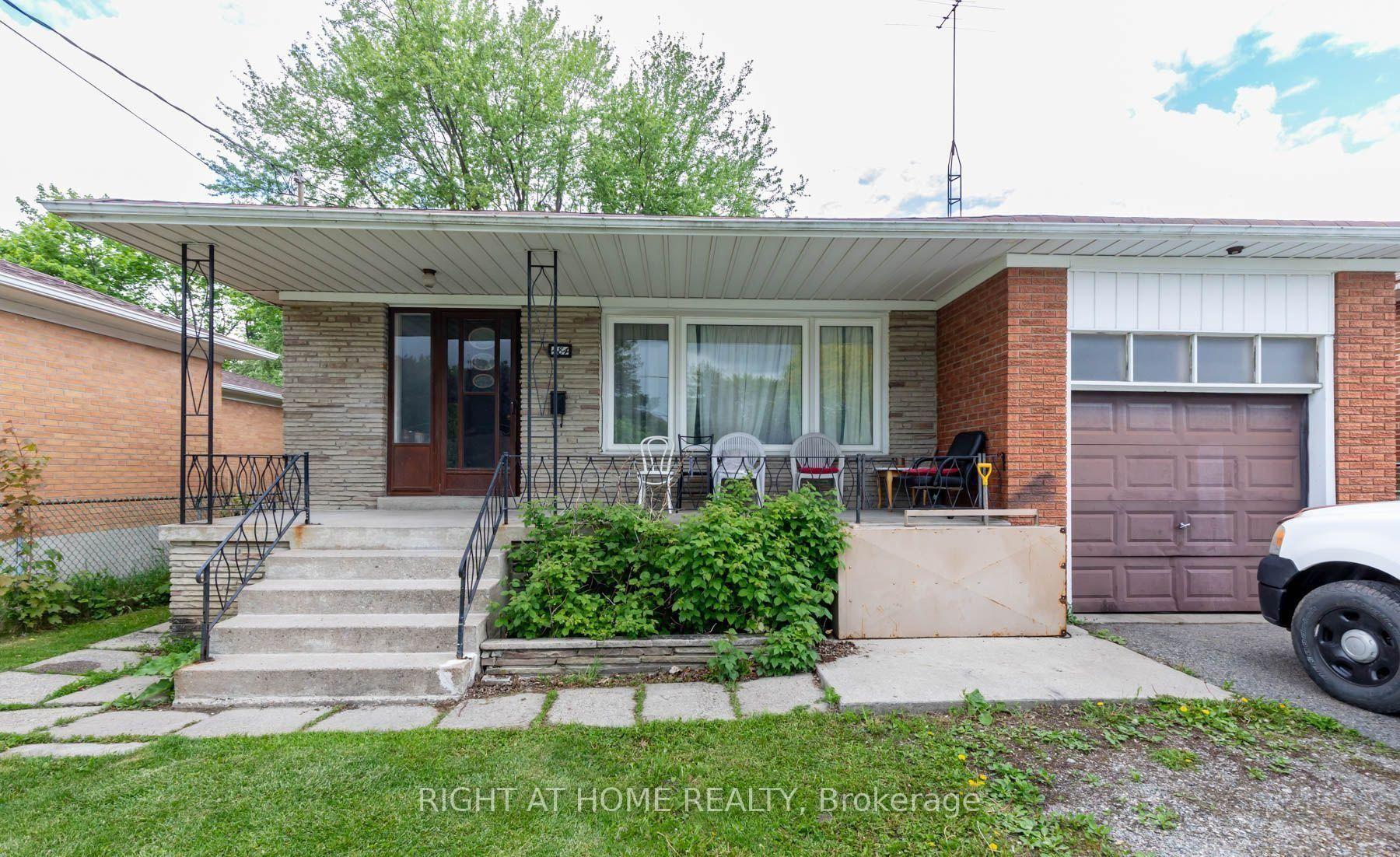 Photo 2 of 484 Drewry Avenue, North York, Newtonbrook West — HOMEH