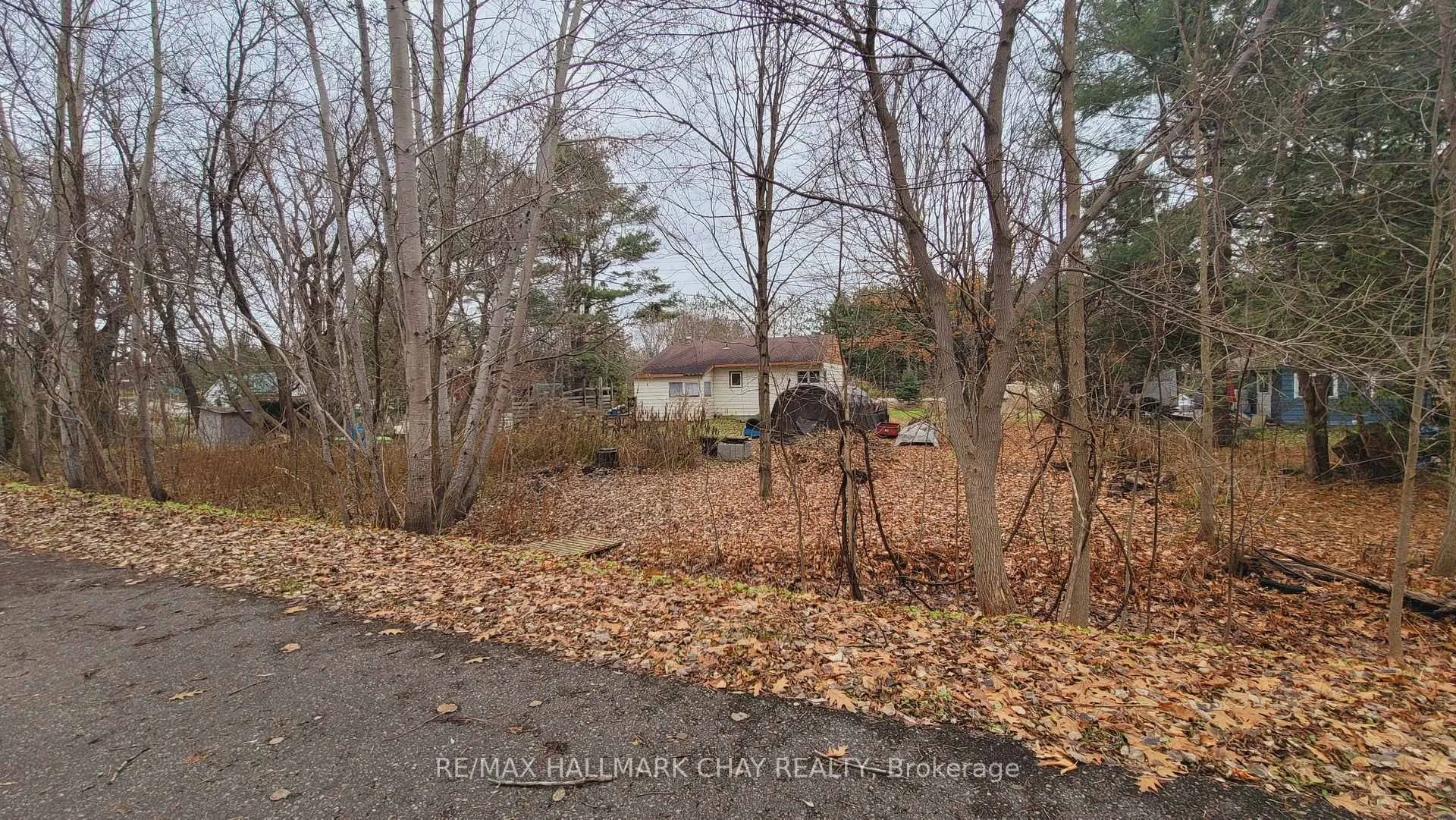 Photo 3 of 14189 12 Highway, Tay, Rural Tay — HOMEH