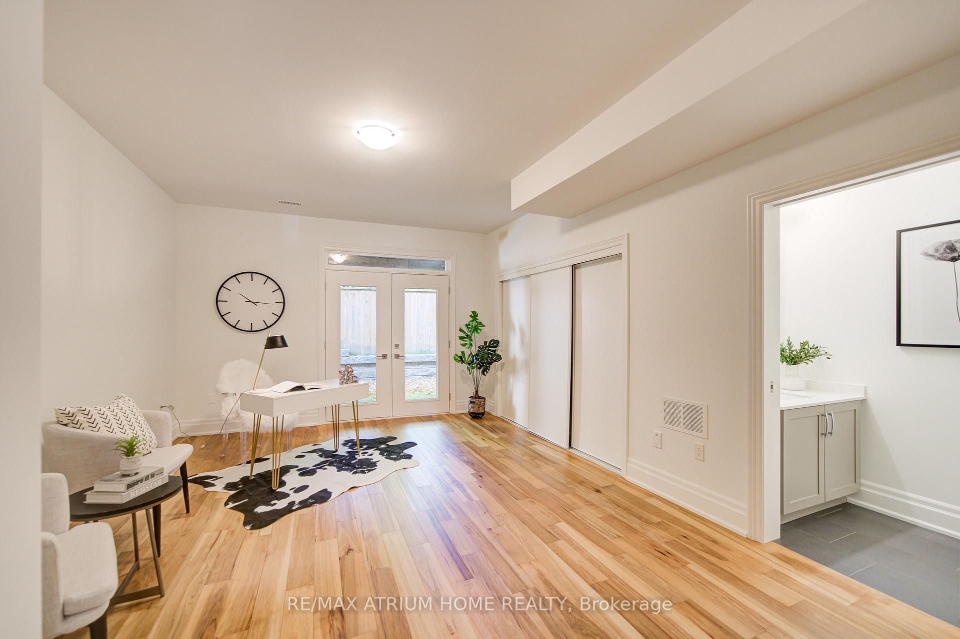 Photo 4 of Unit 2, 111 Wilson Street E, Hamilton, Ancaster — HOMEH