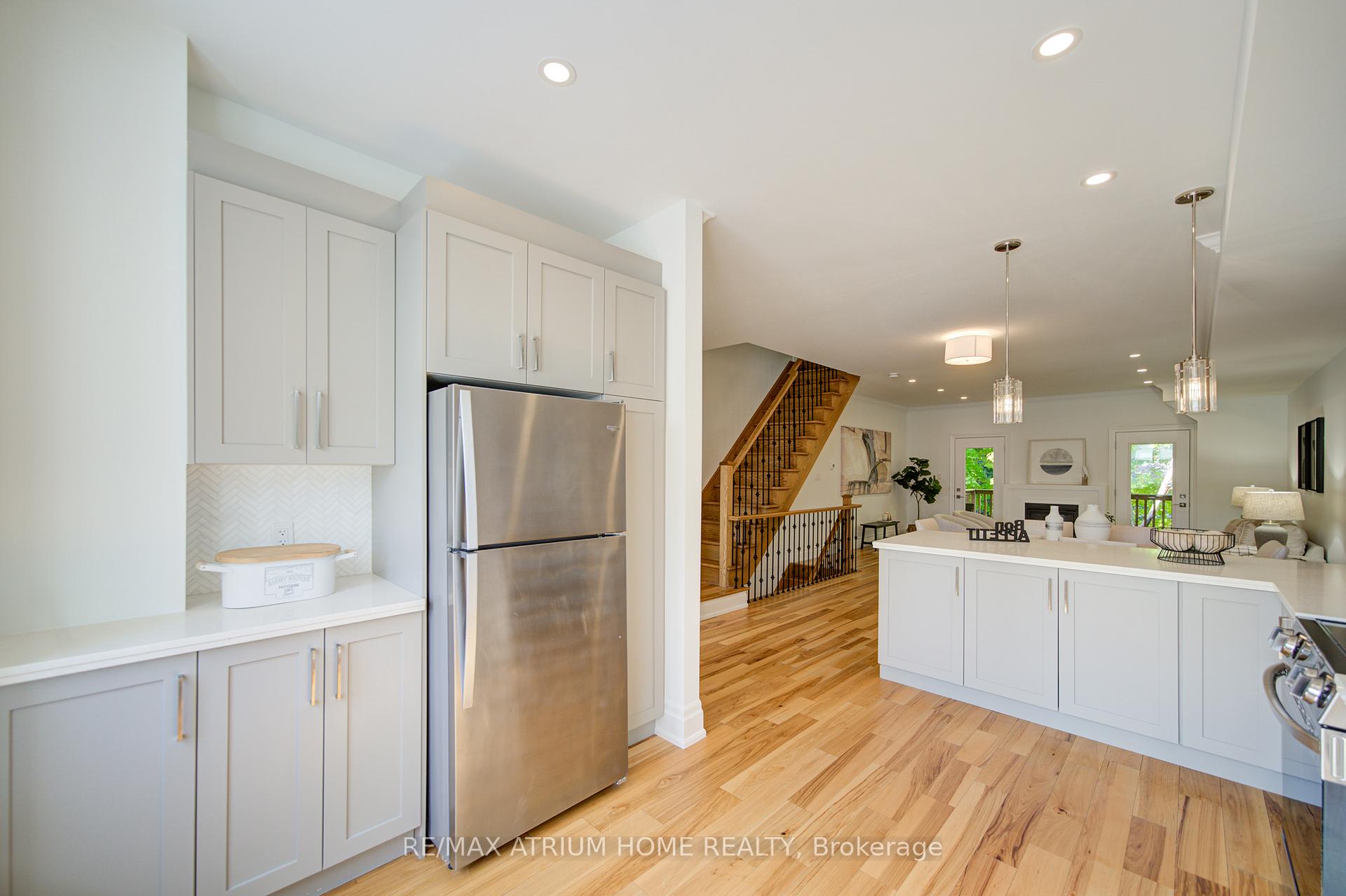 Photo 13 of Unit 2, 111 Wilson Street E, Hamilton, Ancaster — HOMEH