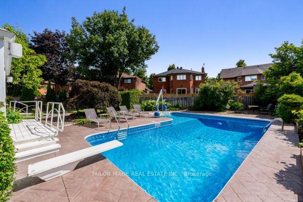 Photo 23 of 3 Stonegate Drive, Brampton, Snelgrove — HOMEH
